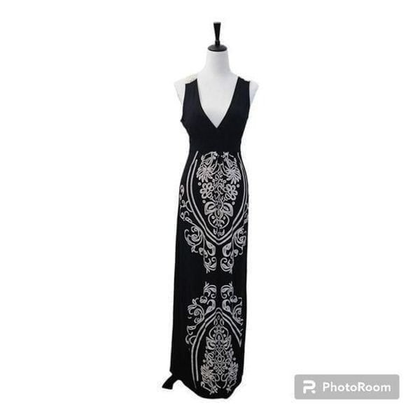 Papaya Embroidered Knit Maxi Dress Full Length Black Size M Made in USA