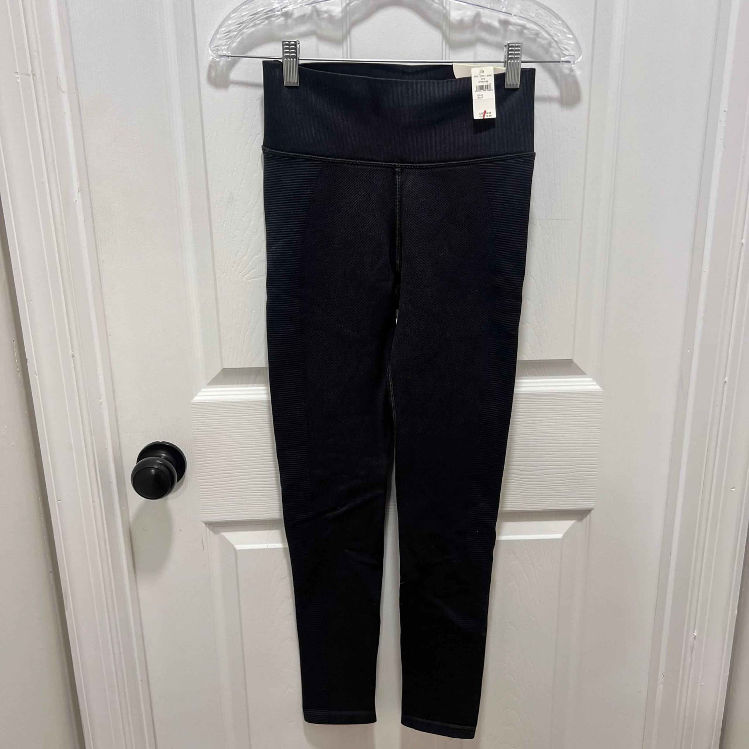 Offline Women’s Seamless 7/8 Leggings Athletic Pants Bottoms size S NWT - aerie