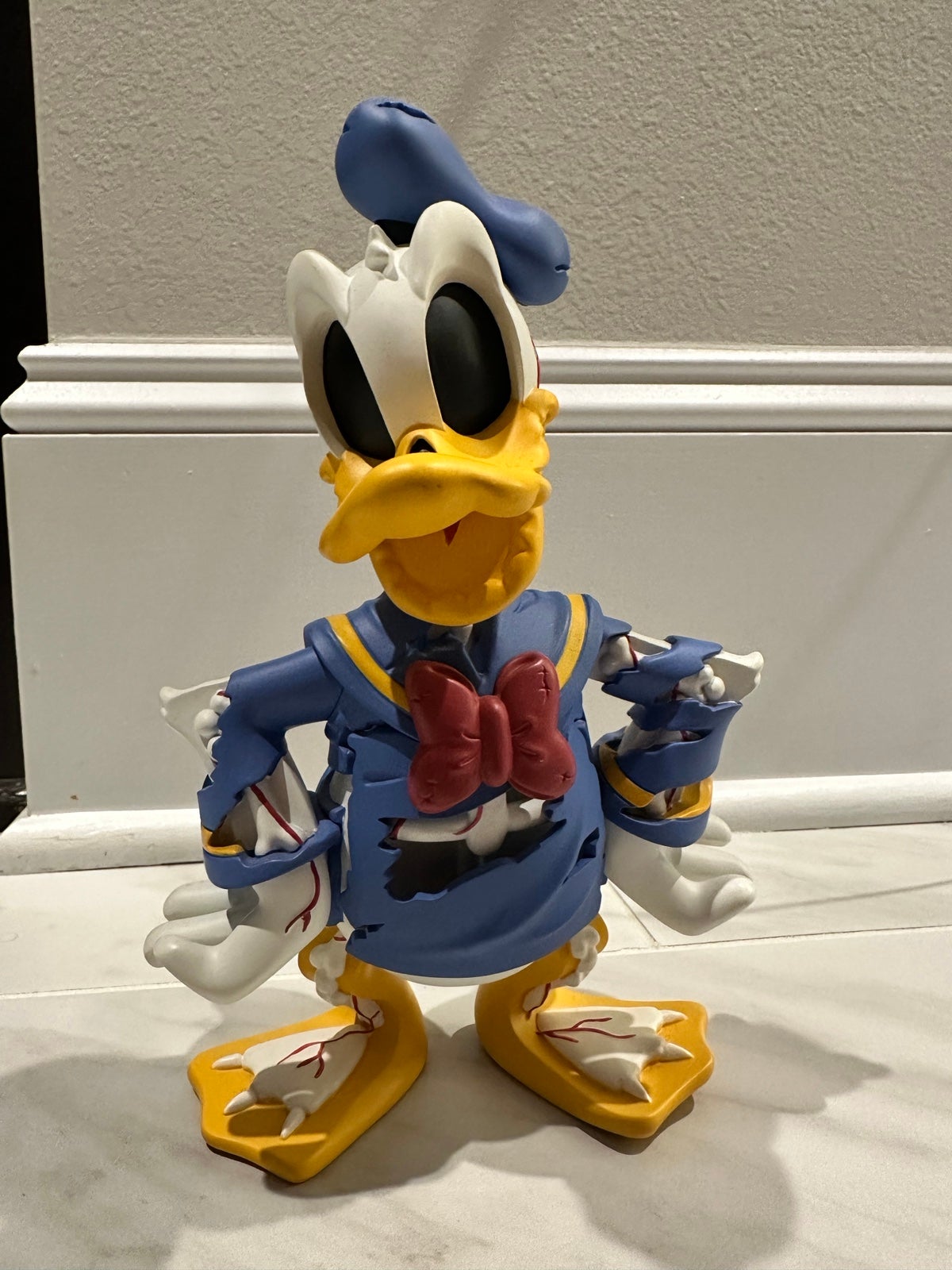 Cote Escriva Creepy Duck