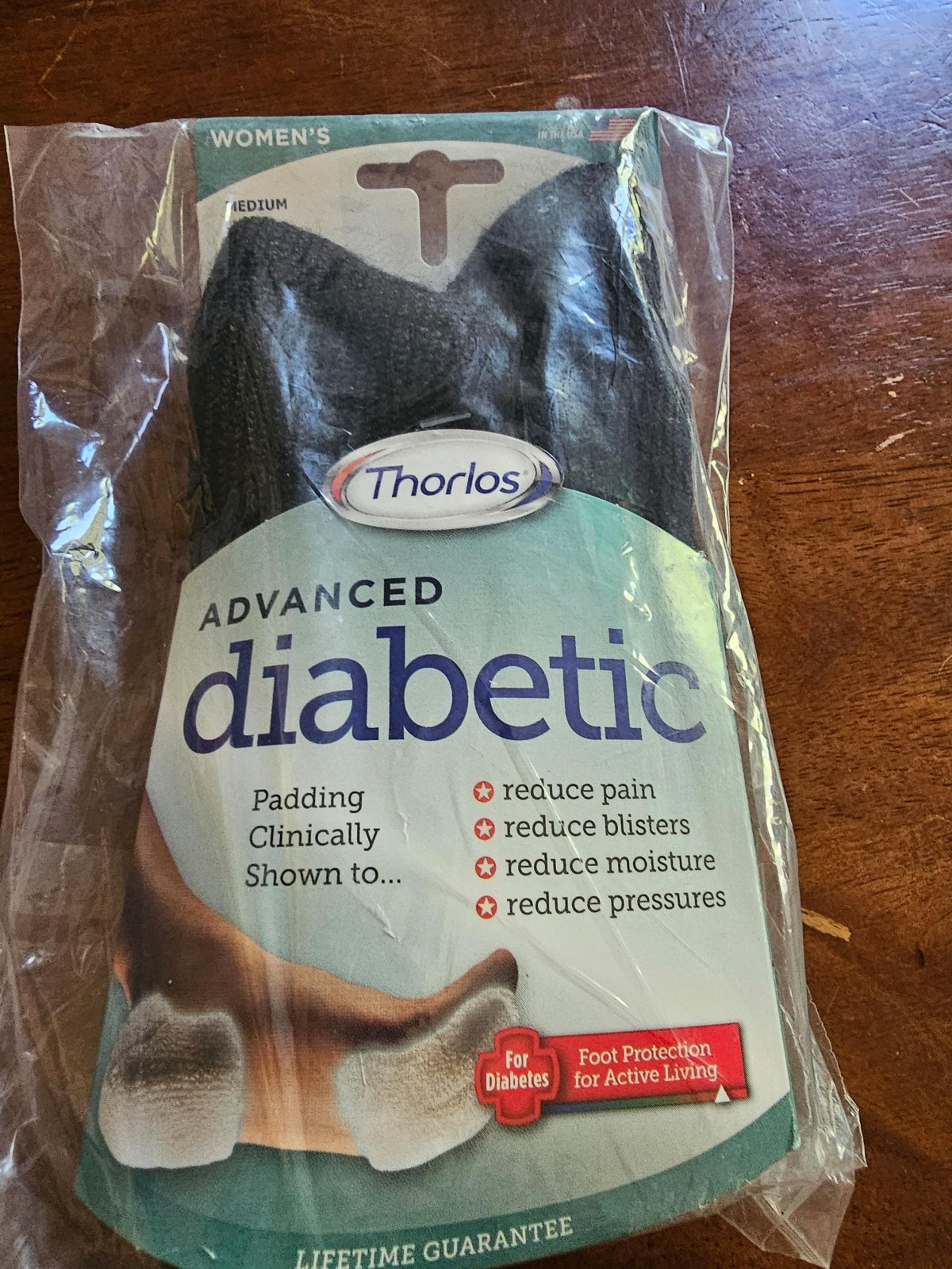 Thorlos advanced diabetic socks nwt size medium womens