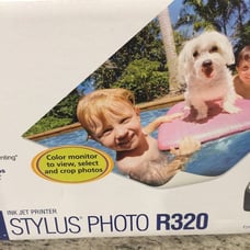 Epson Stylus Photo R320 Ink Jet Printer