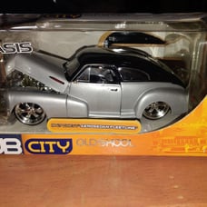 Dub City 1949 Chevy Aerosedan Fleetline