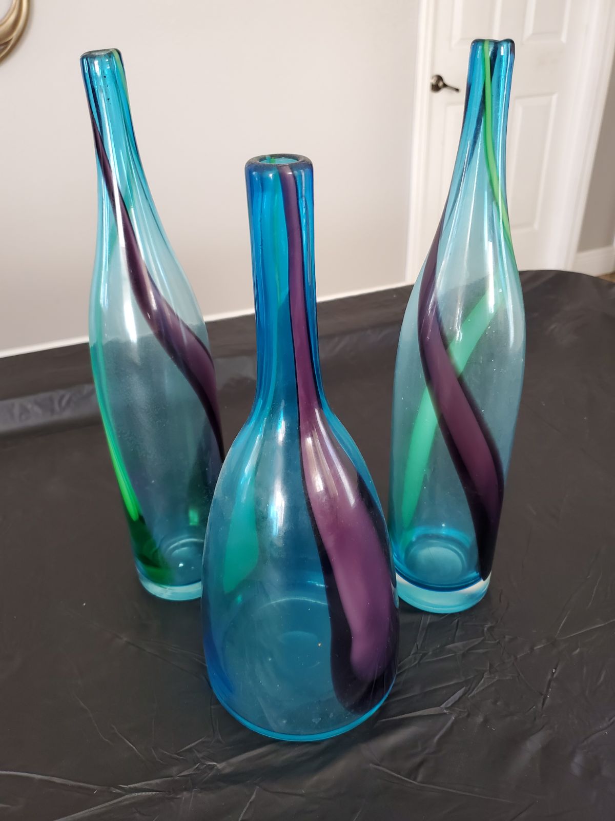 3 blue glass vase