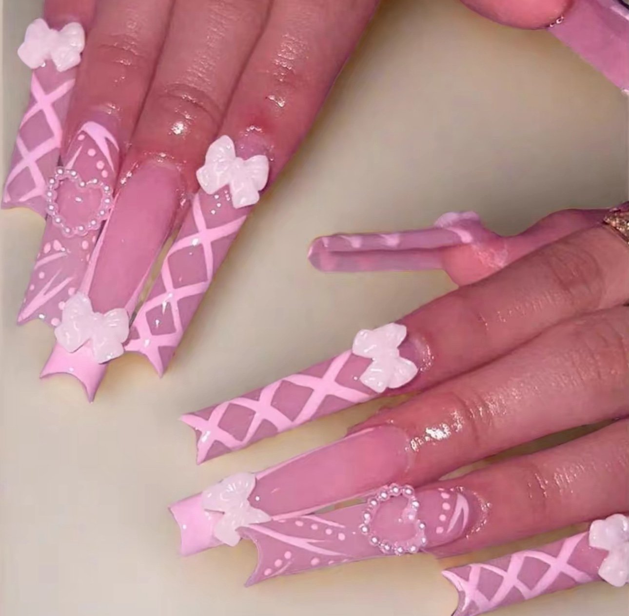 nails press on