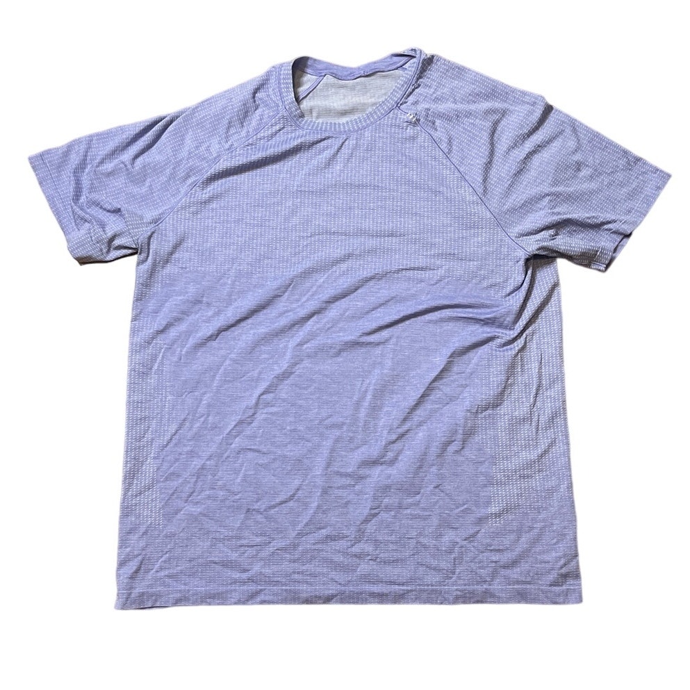 Lululemon men short sleeve purple/lilac T shirt size XXL