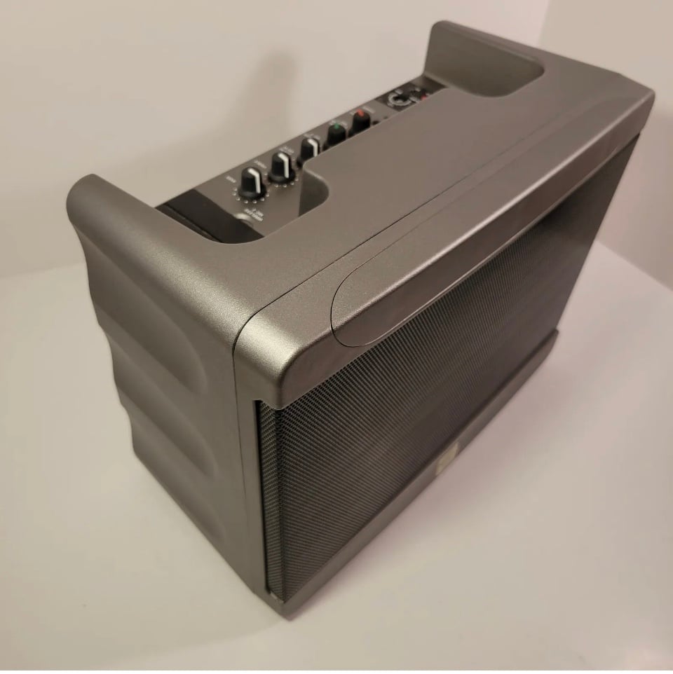 Used in great shape light speed mobile sound system Portable