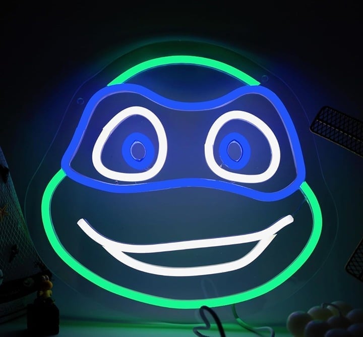 Fun Bright Leonardo Teenage Mutant Ninja Turtle LED Night Light Room Wall Decor