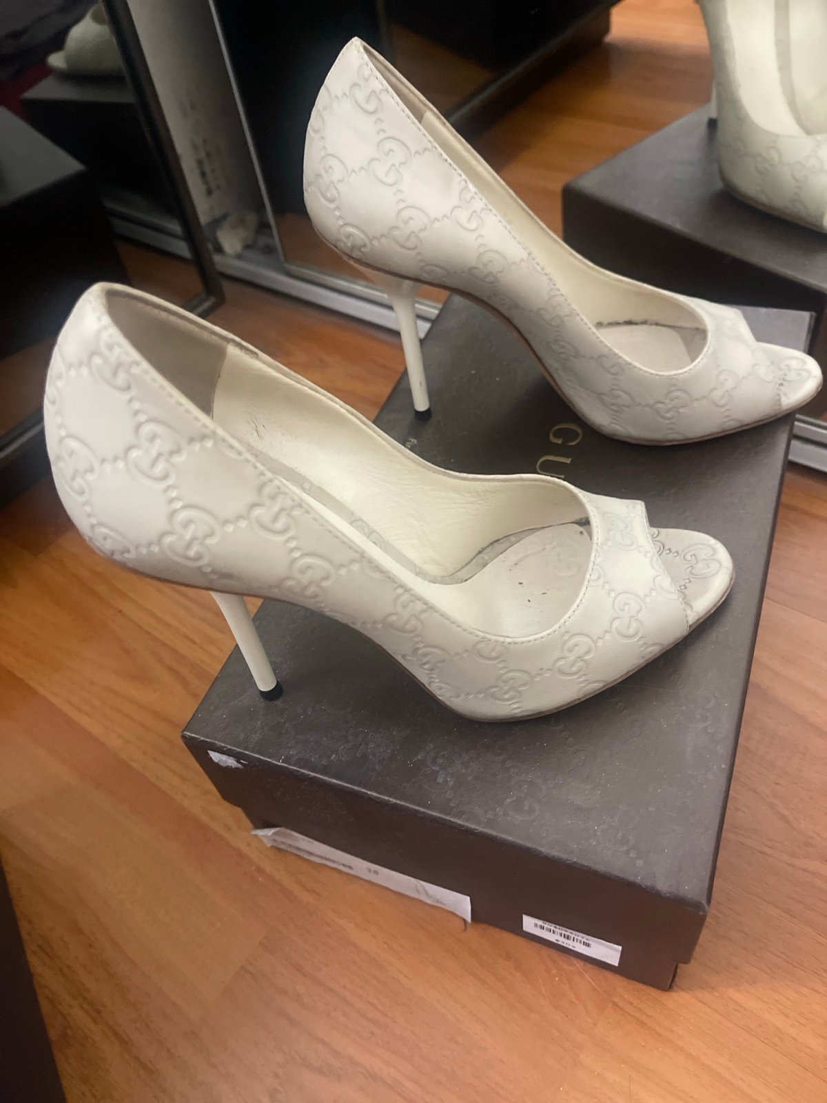 Gucci guccisima heels
