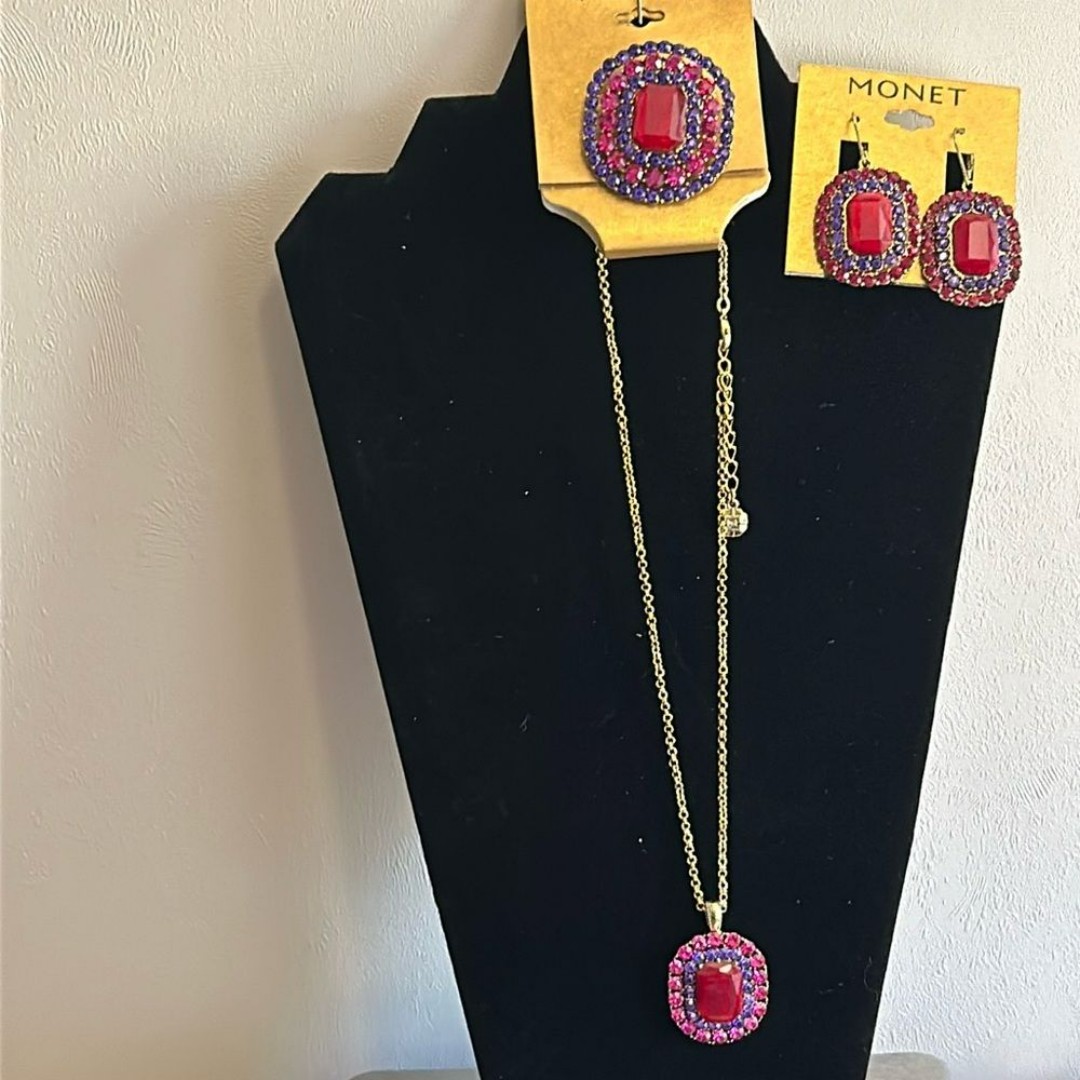 VINTAGE | Three Piece Set | MONET Red Social | NWT