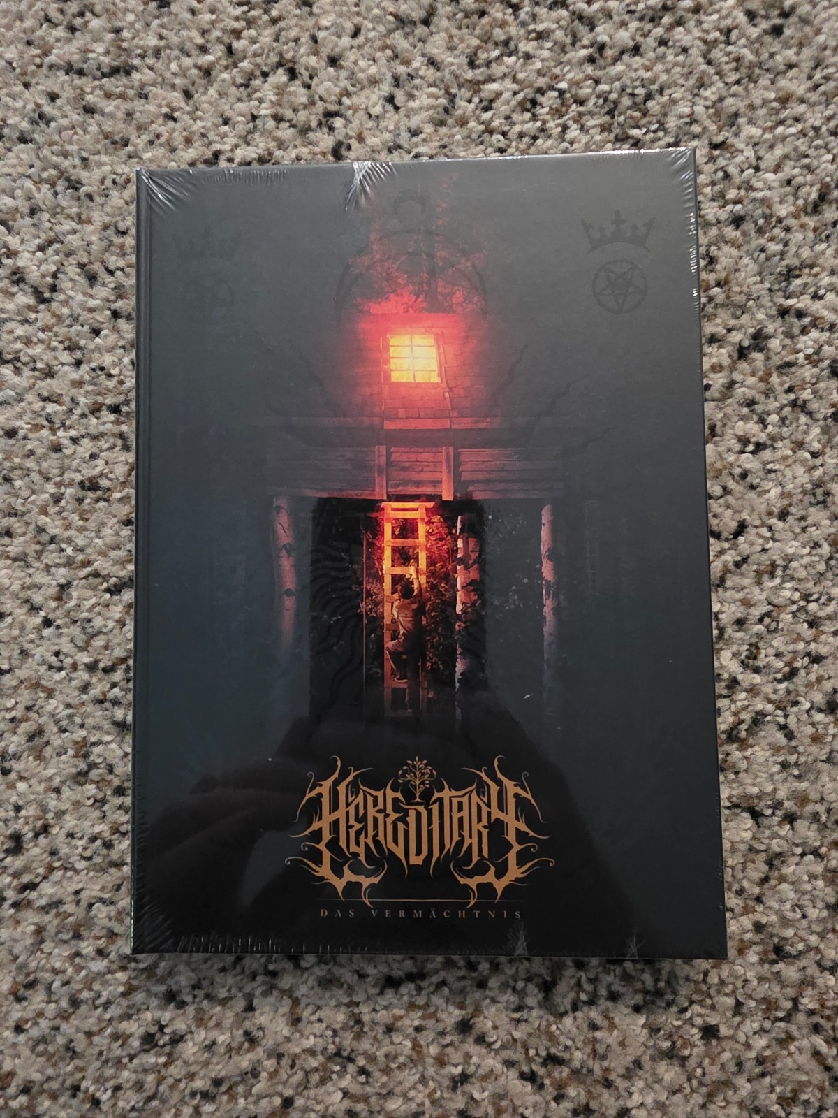 Hereditary Cover B Bluray Mediabook HTF