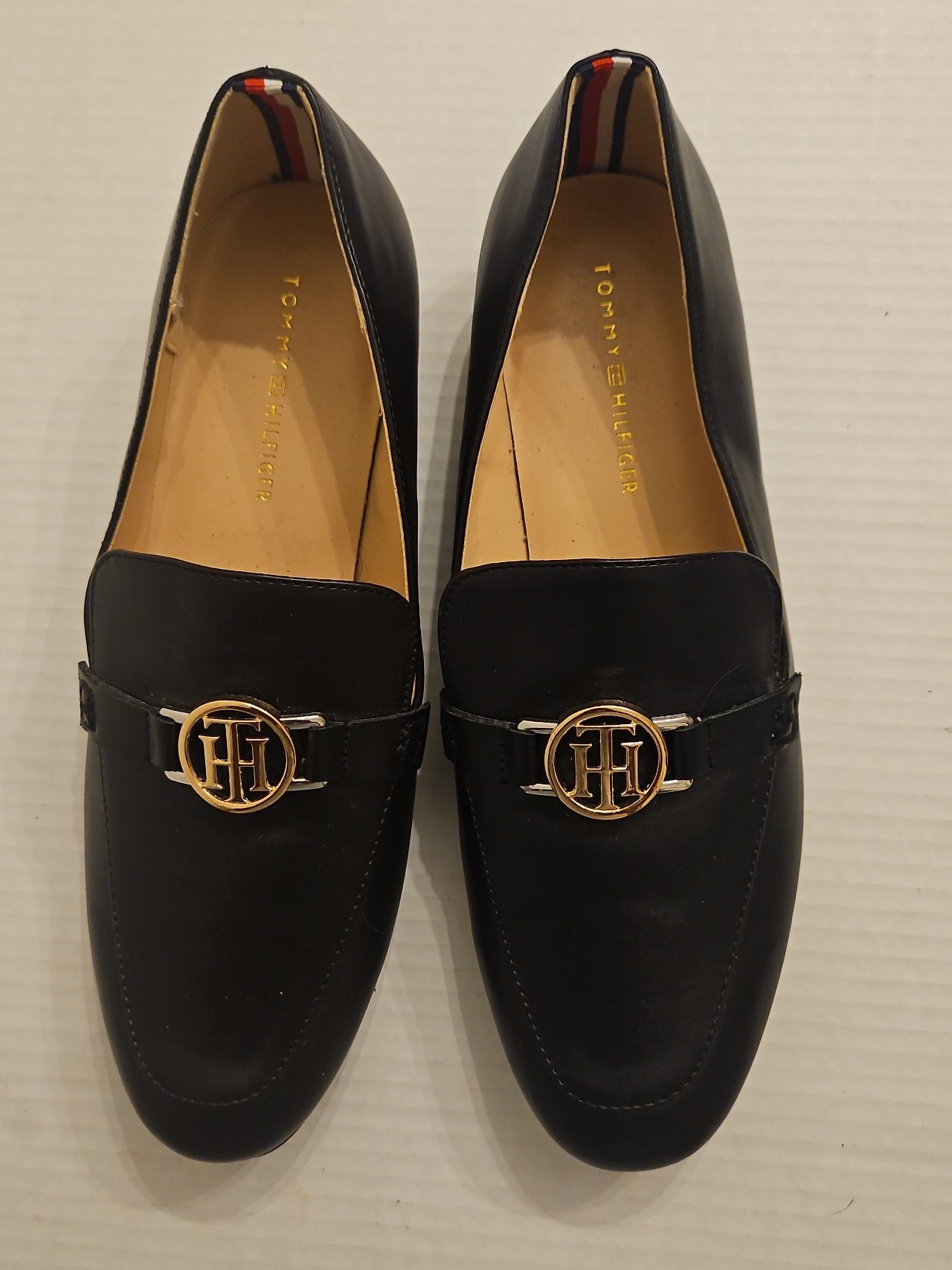 Tommy Hilfiger Cozte Loafers Size 9.5