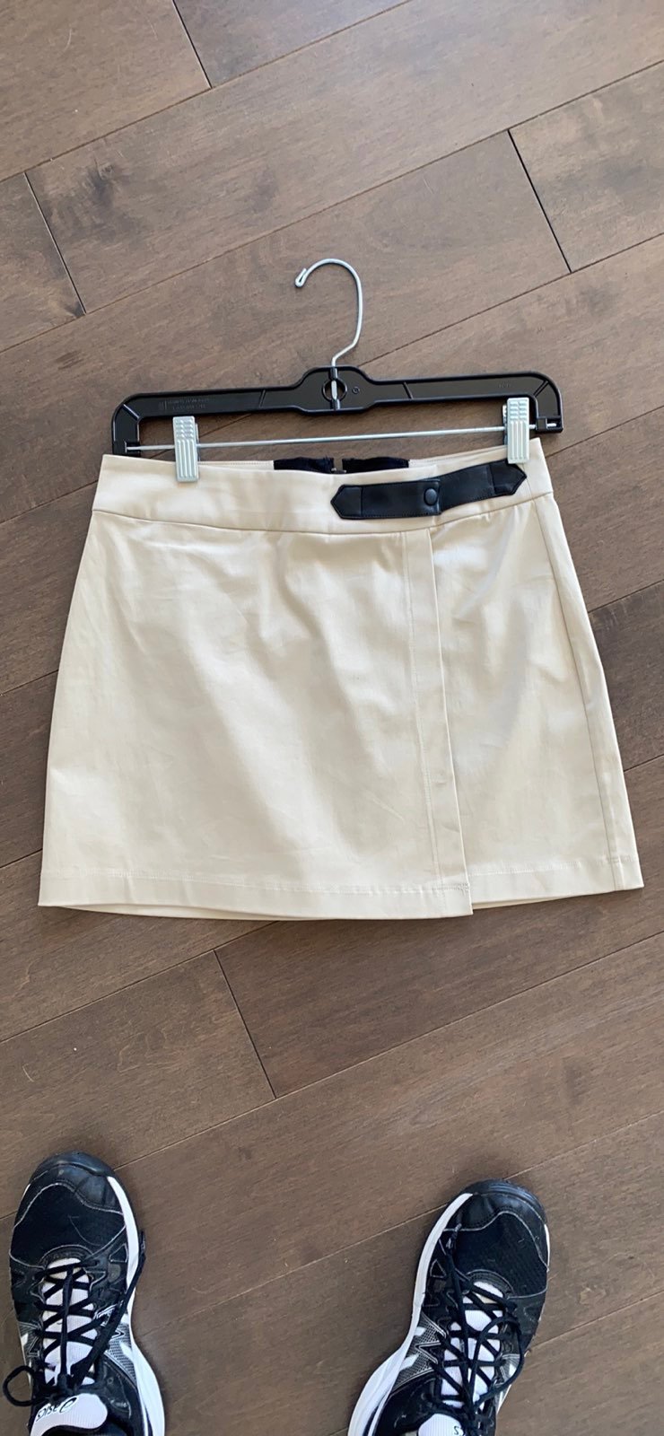 Alice and Olivia Mini skirt