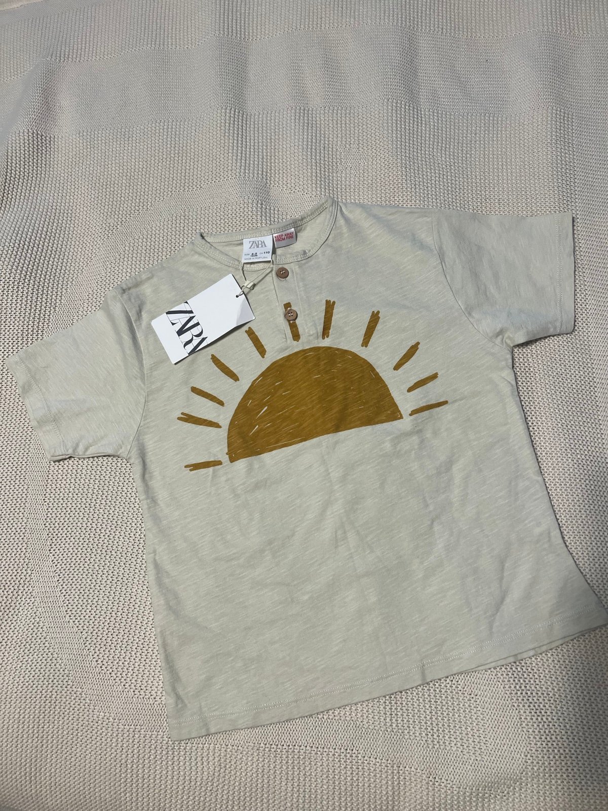 zara new shirt sz 4/5y