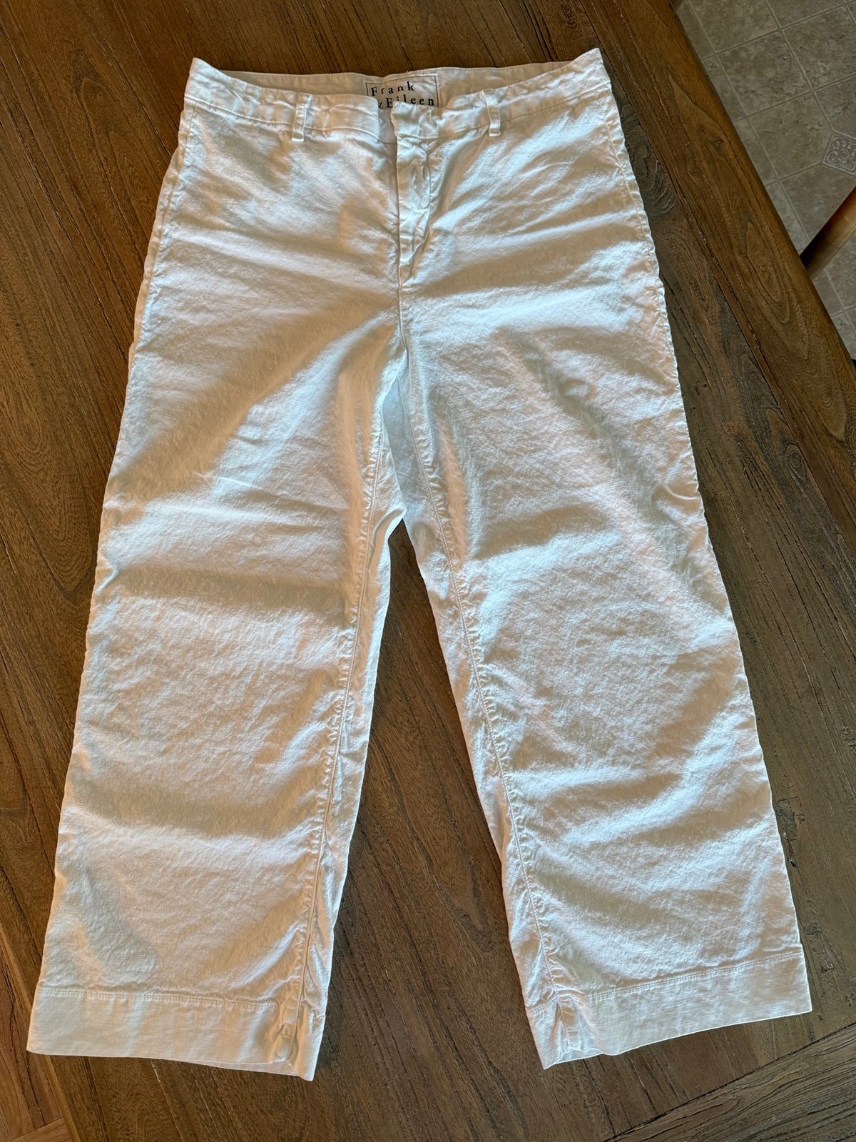 Frank & Eileen linen Wexford cropped pant