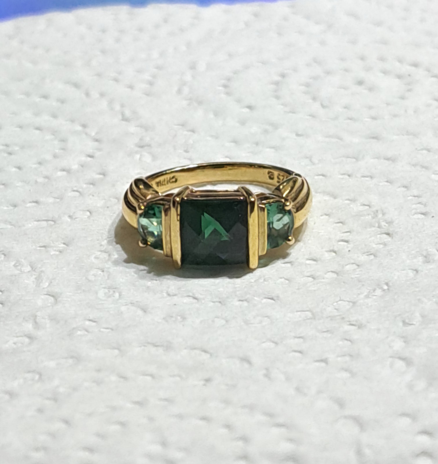 Ring 5.5 Sterling Silver Green Stone