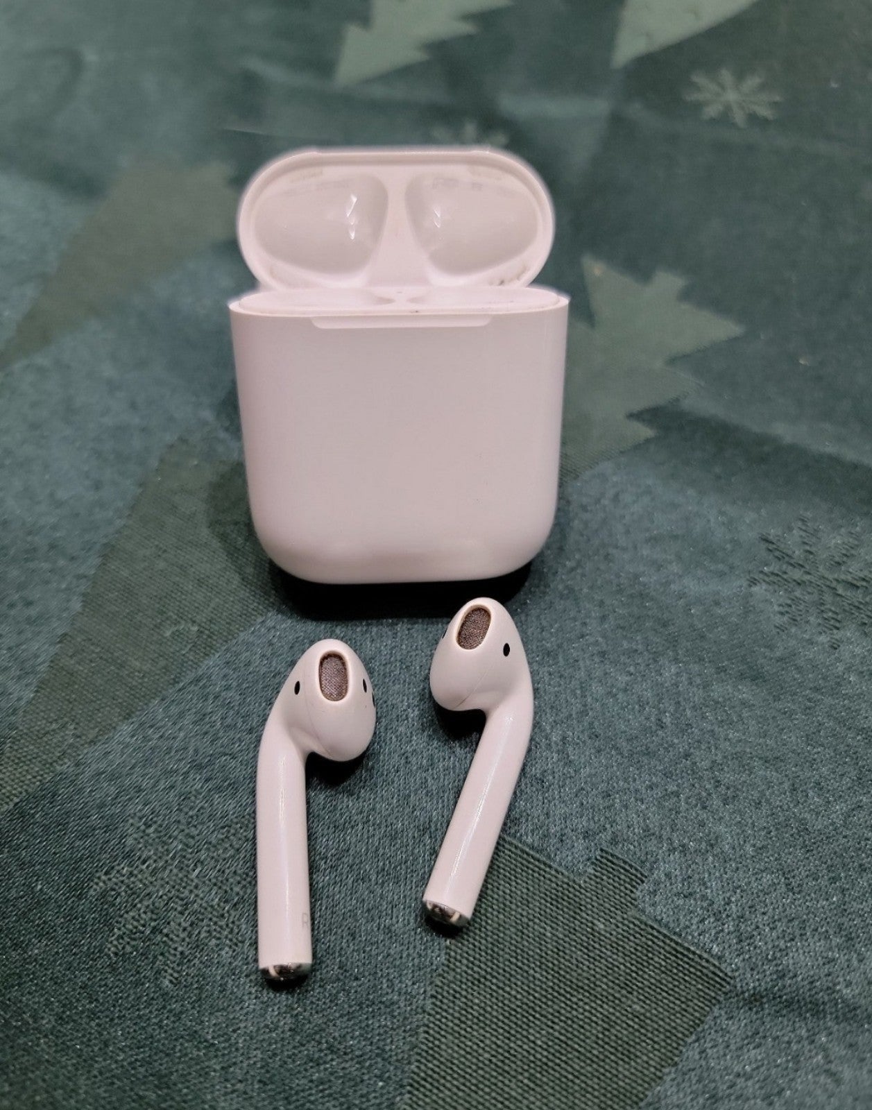 AirPods
