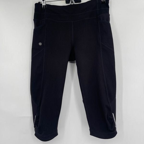 Athleta Black Mesh Pockets Capri Activewear Yoga Leggings Size Medium