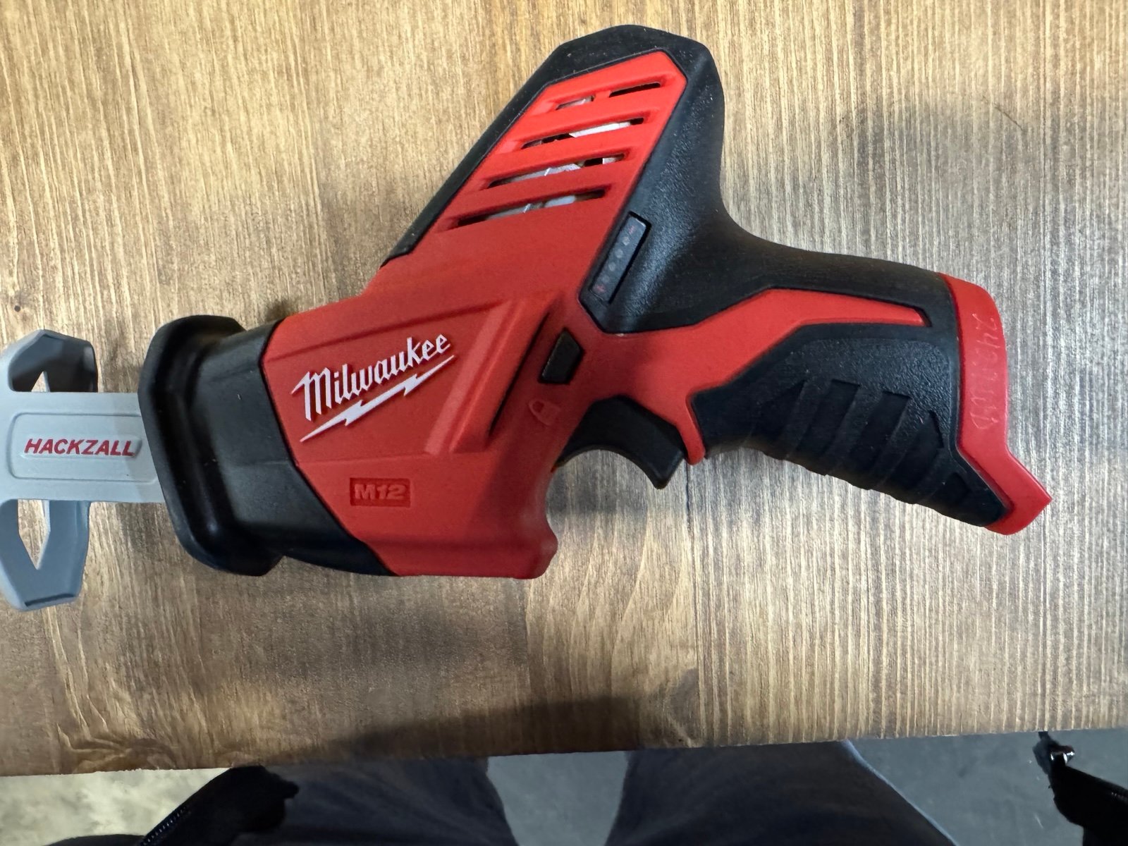 Milwaukee
M12 12V Lithium-Ion HACKZALL Cordless Reciprocating Saw (Tool-Only)