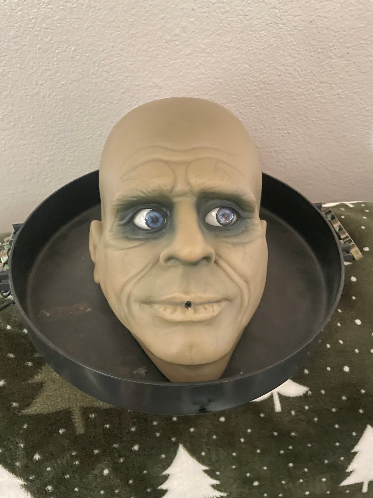 VTG Gemmy Uncle Fester Candy bowl- Sounds & Eyes move