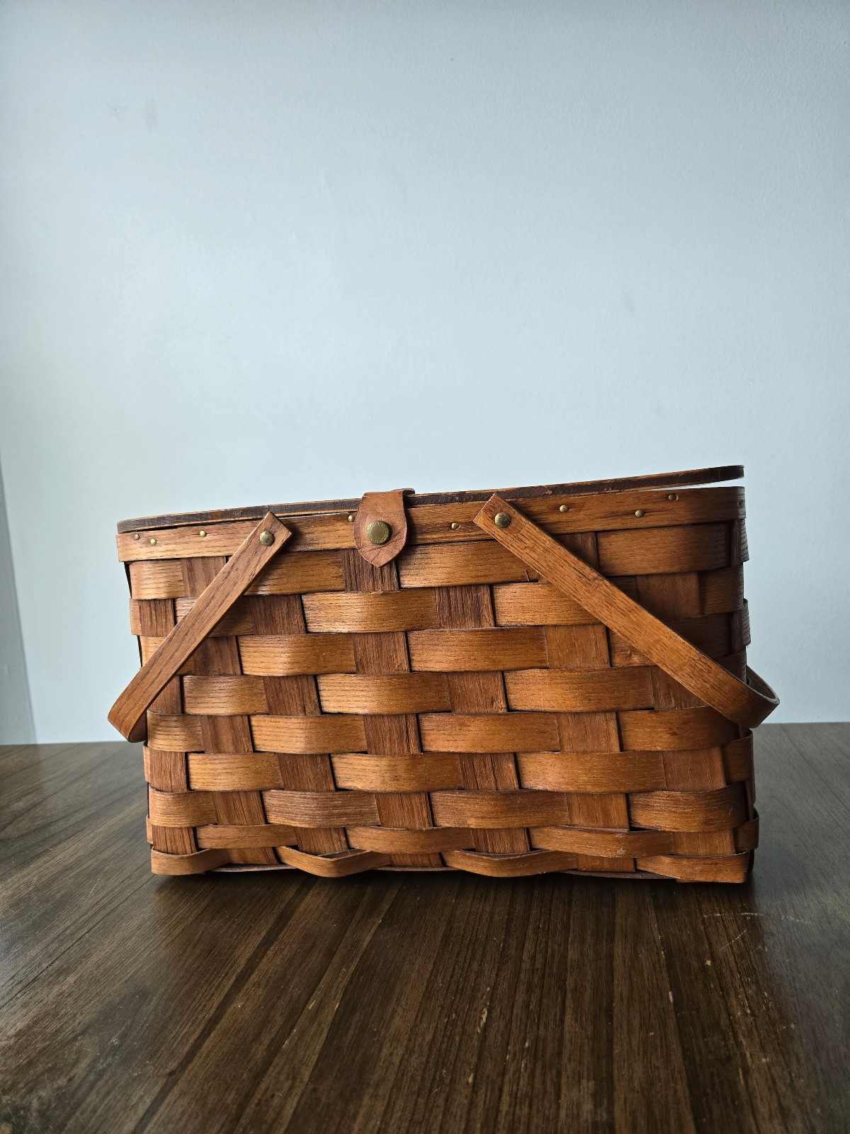 Vintage woven basket with lid and handles