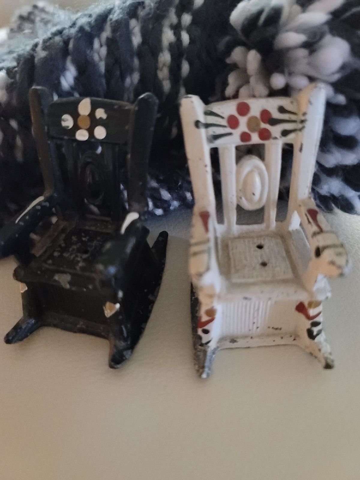 Vintage Rockin Chair S&P shakers circa '