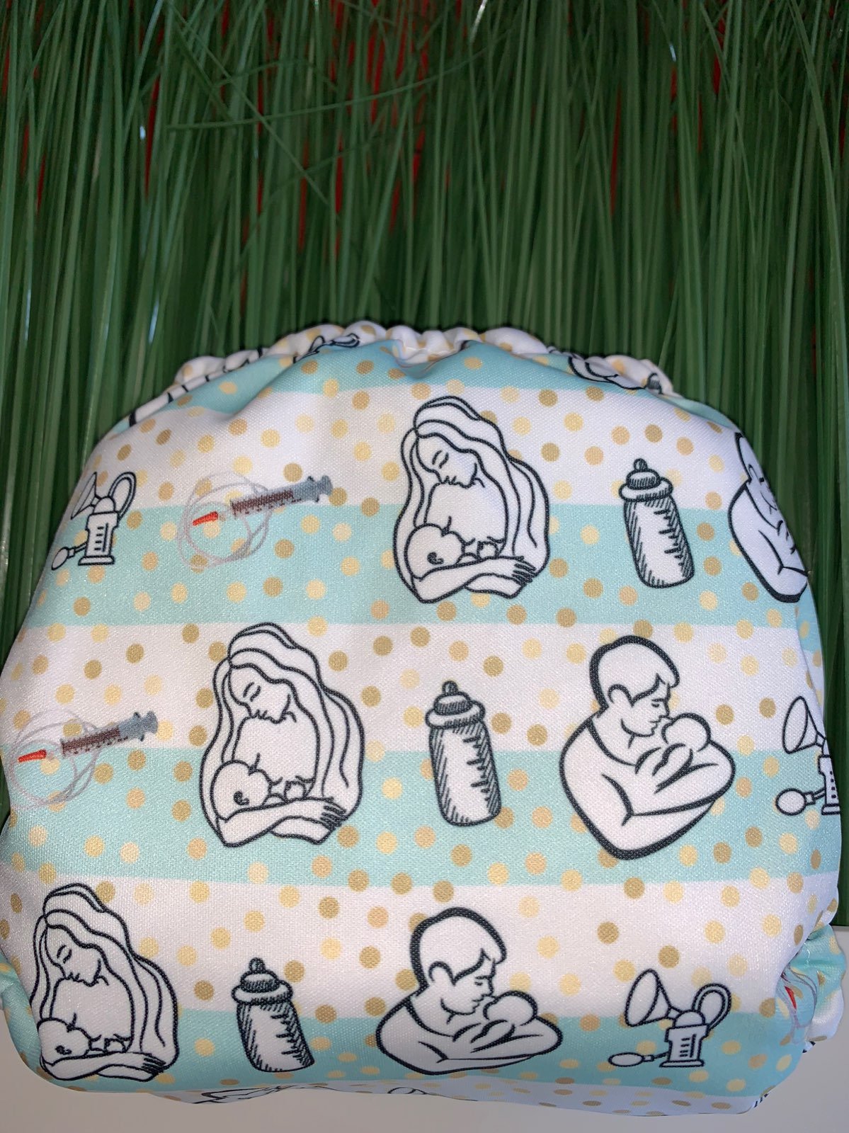 Mama Koala Feeding/ breastfeeding