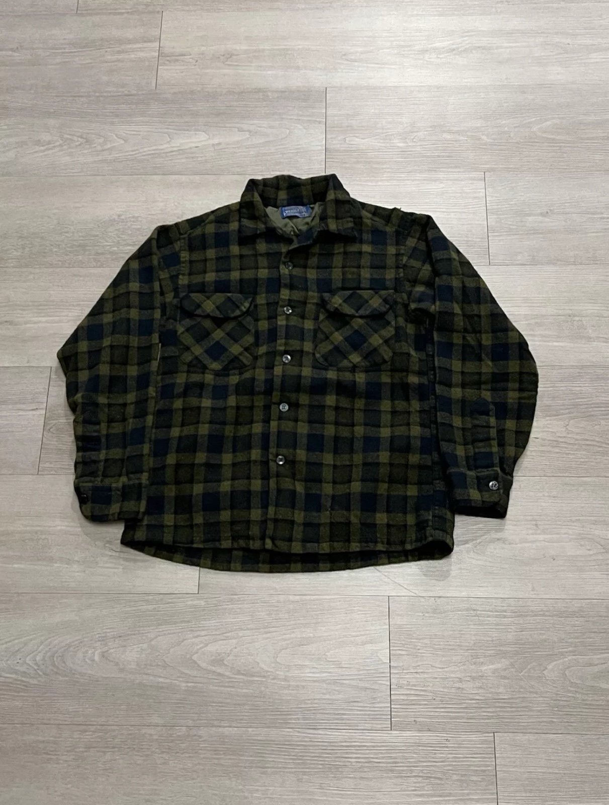 Vintage 60s 70s Pendleton USA Checkered Plaid Virgin Wool Classic Board Shirt