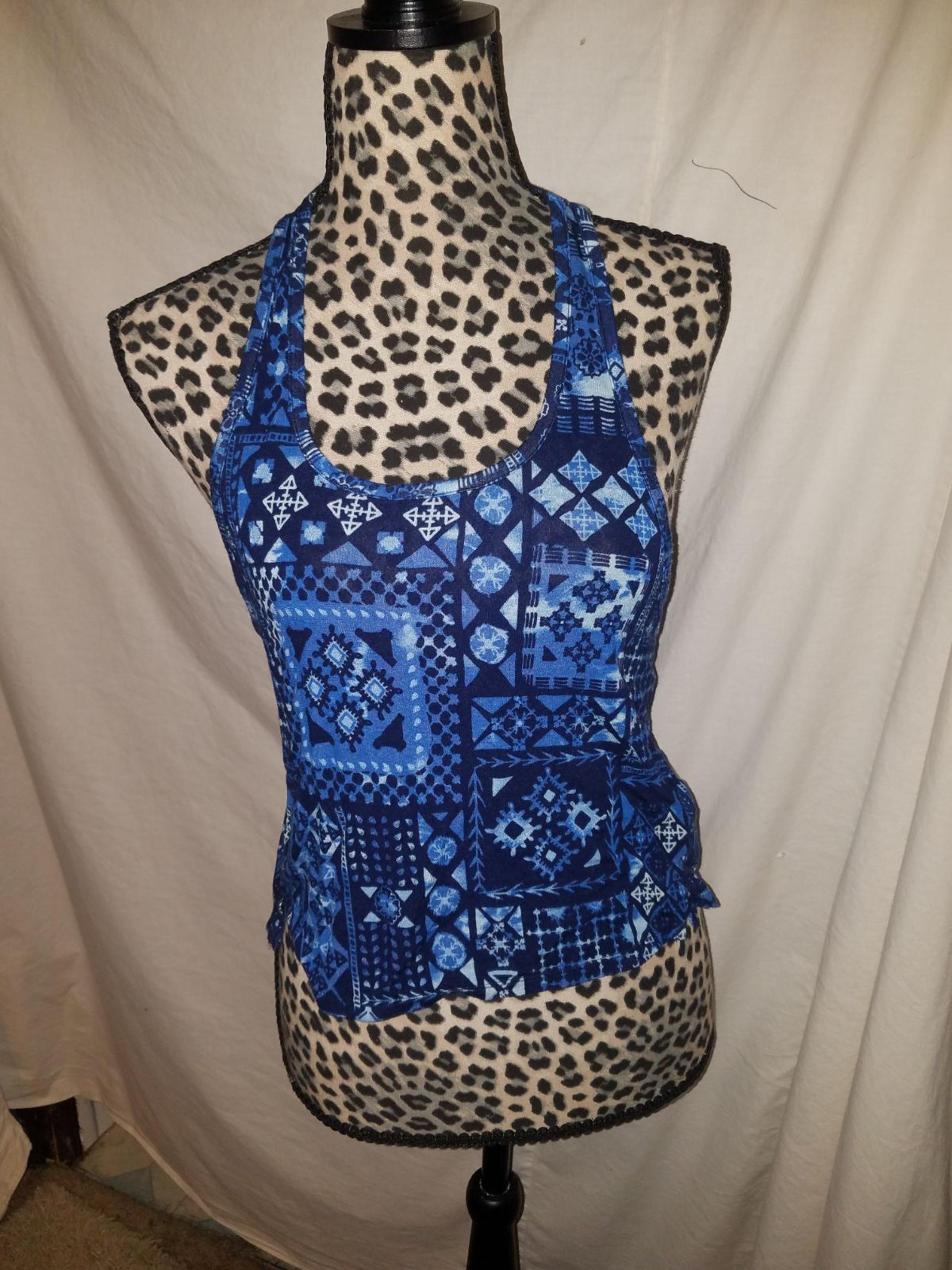 Top Mudd size medium
