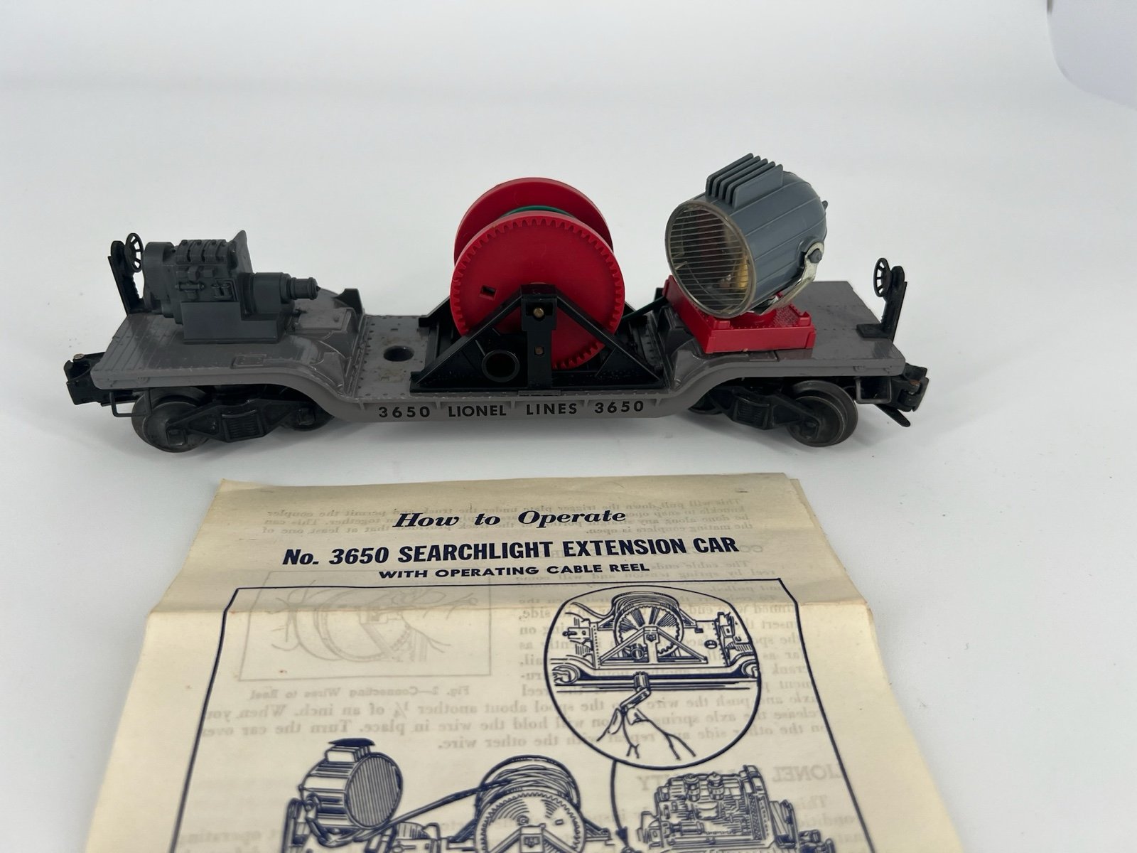 Scarce Dark Gray Postwar Lionel 3650 Searchlight Extension Car~w/Nice OB & Inst.