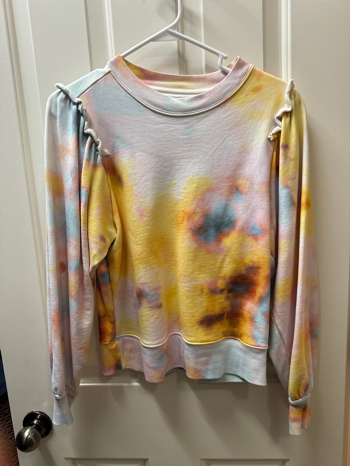 NWOT Marie Oliver Sweatshirt