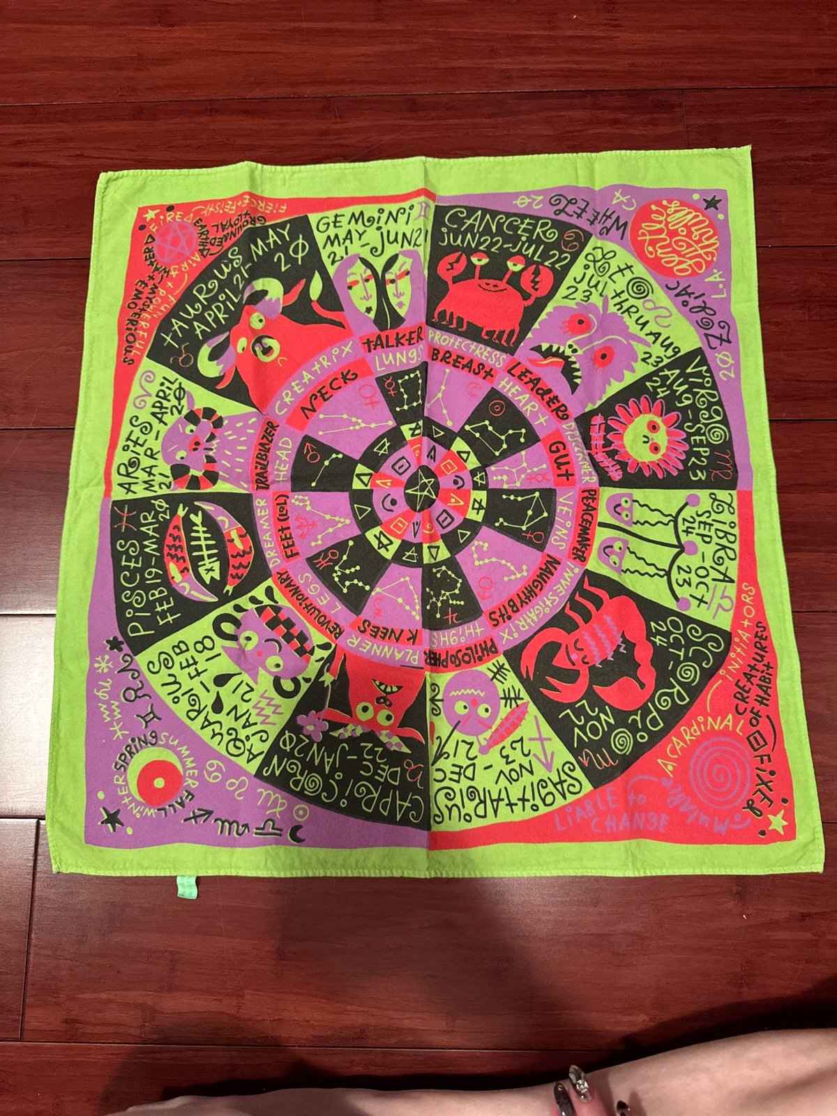 Gentle Thrills, green zodiac bandanna