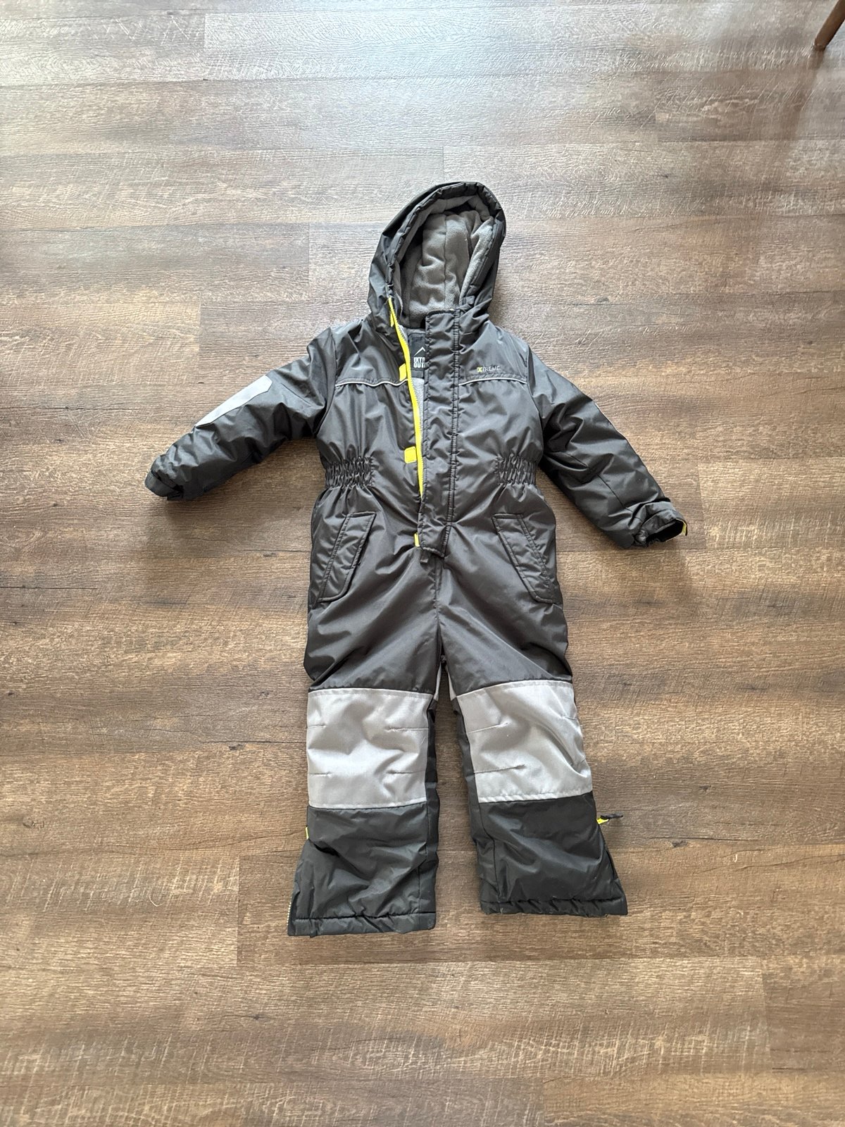 Snowsuit 5T