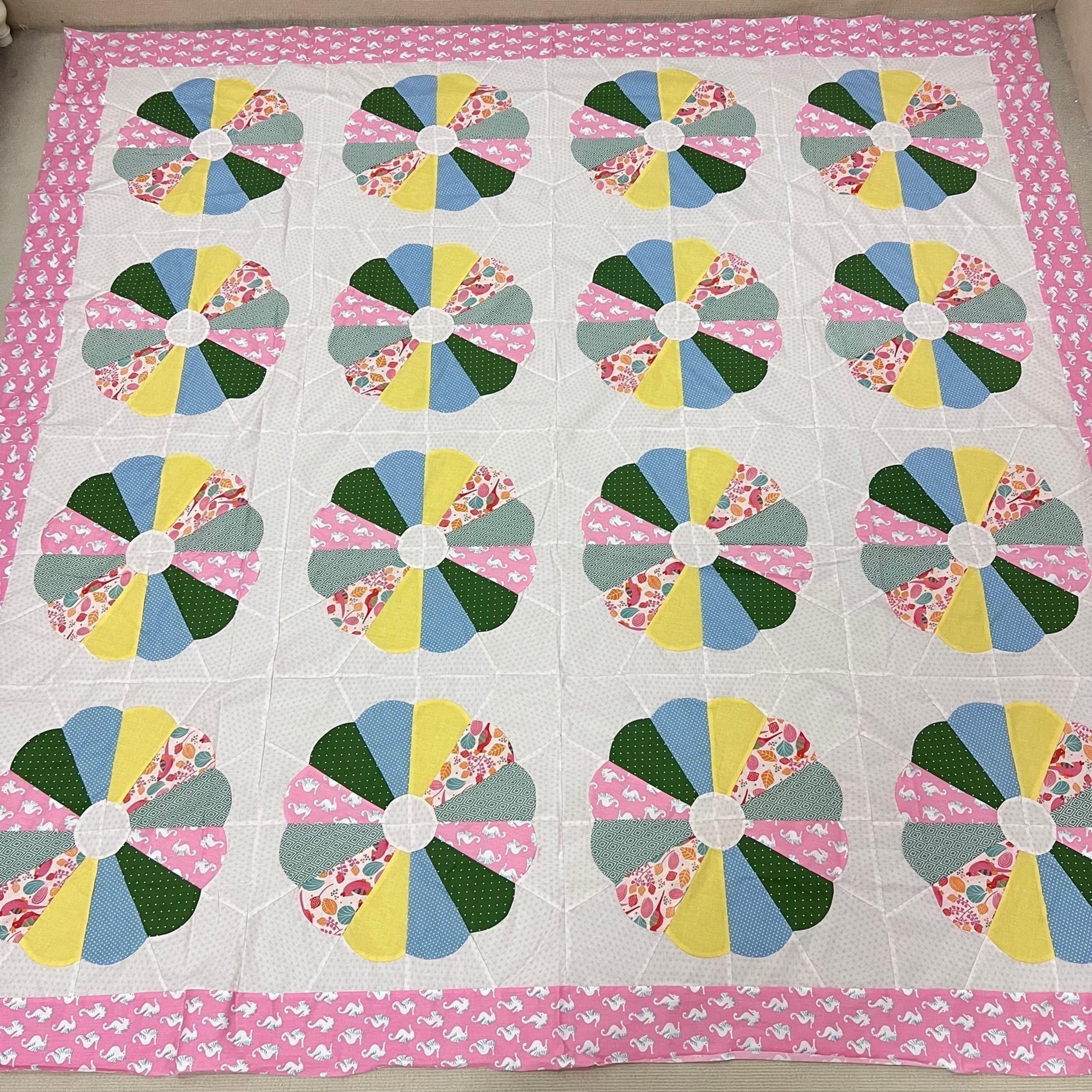 Pink Dreson Plate Queen size Patchwork Quilt Top/Topper Machine pieced