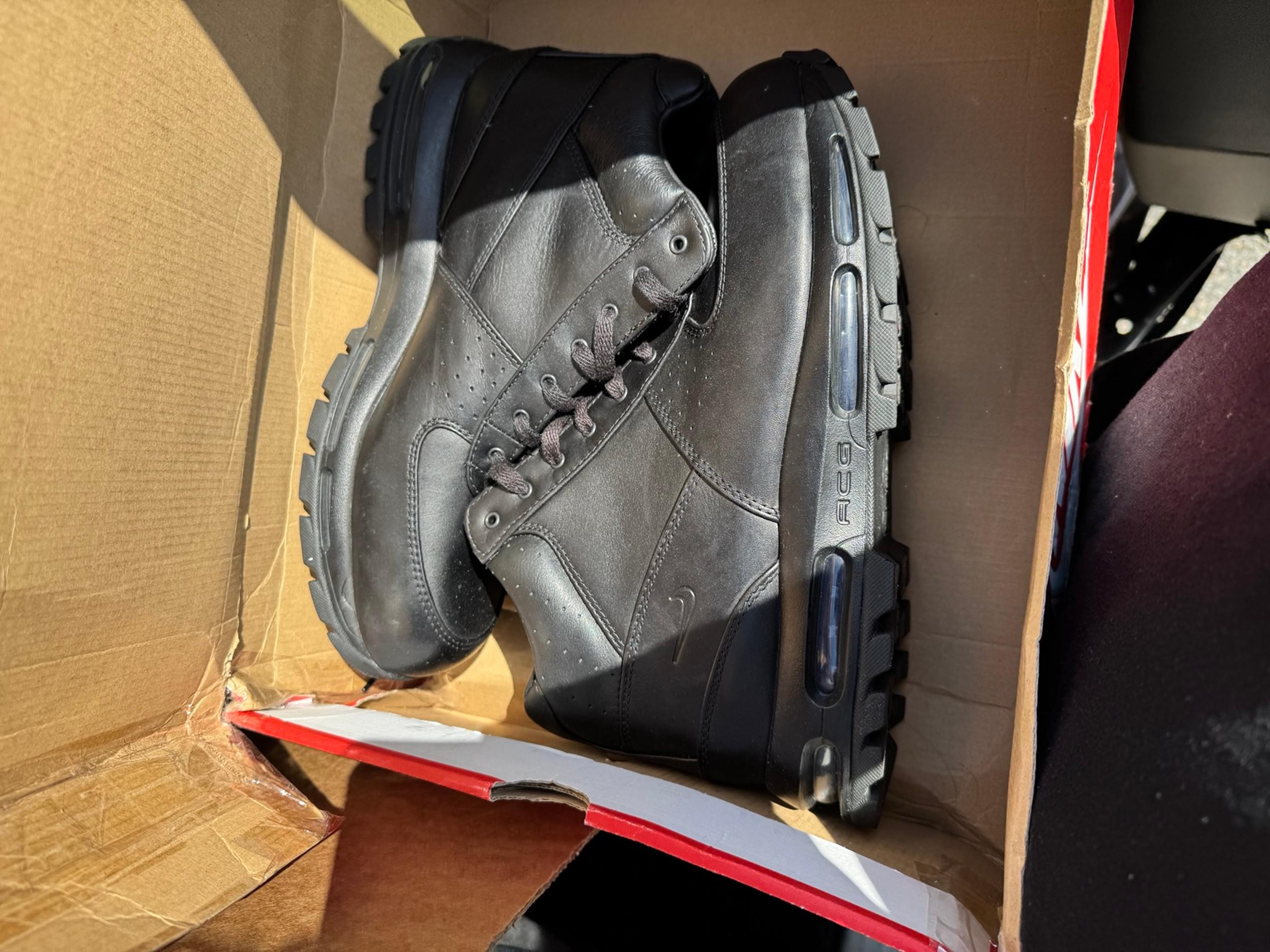 PERFECT CONDITION ACG NIKE BOOTS MENS SIZE 13 OG ALL