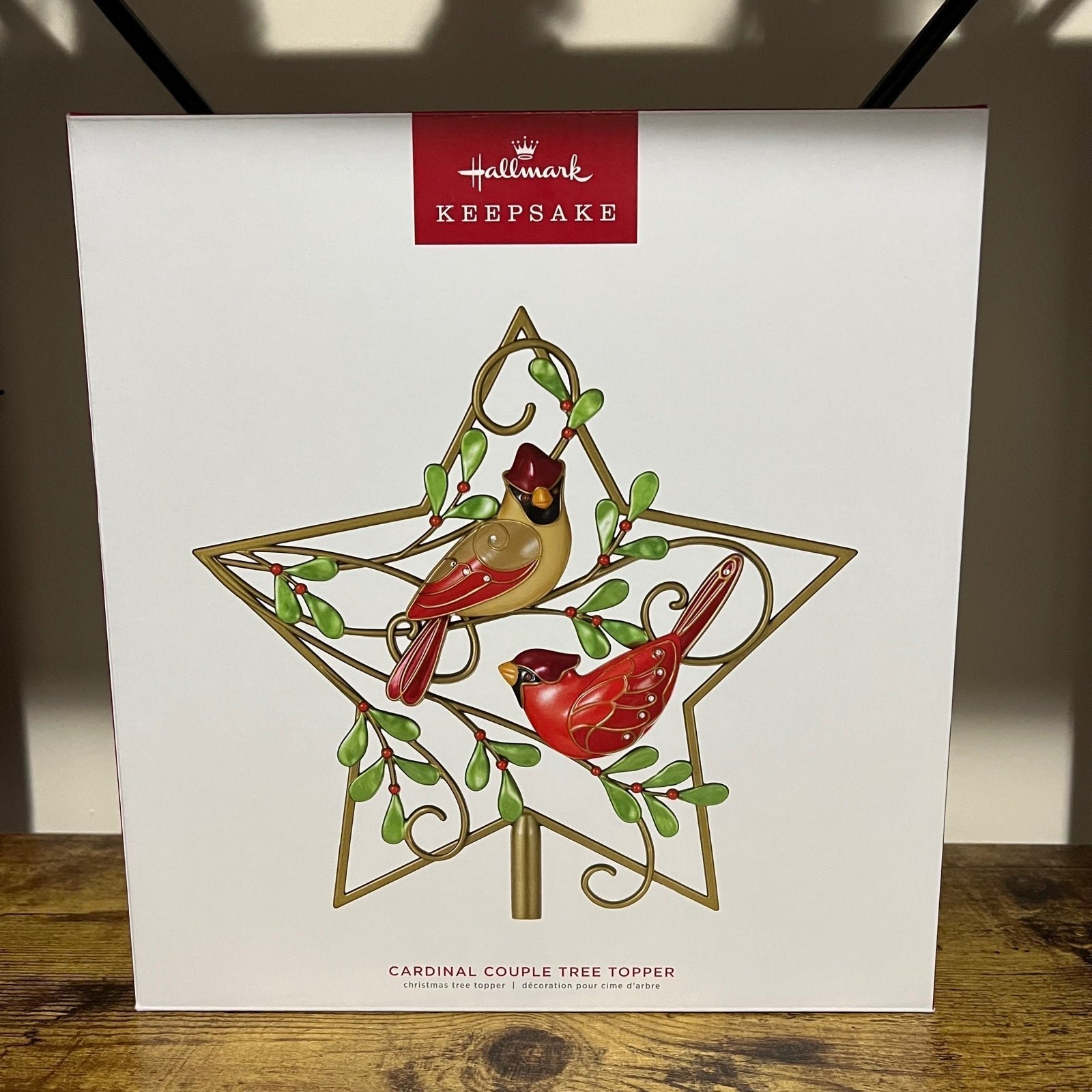 2022 Hallmark Keepsake Christmas Cardinal Couple Tree Topper
