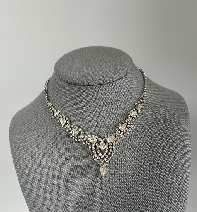 I Mean...Stunning!! Weiss Vintage Sparkly Rhinestone Choker Necklace Amazing!