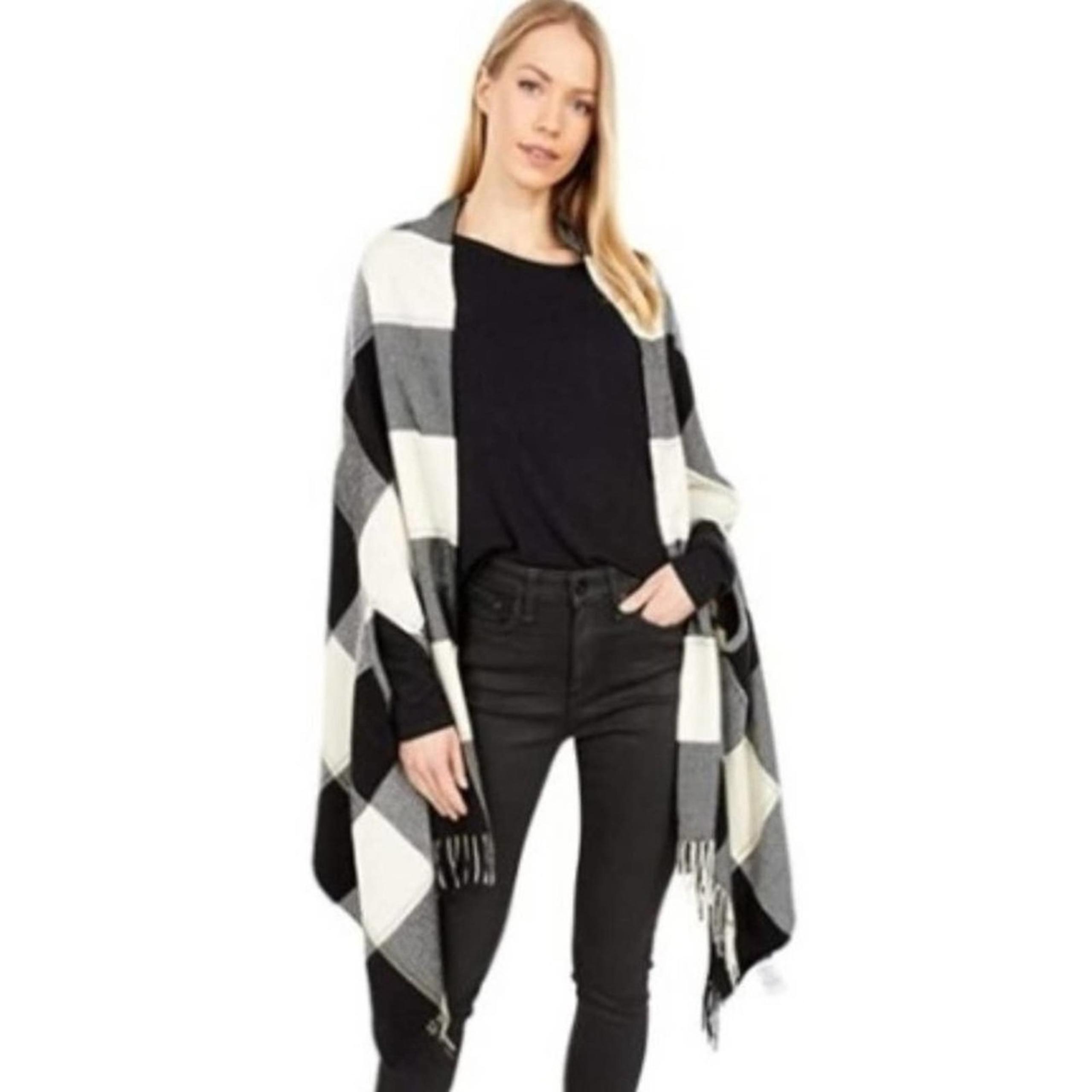 Madewell Cape BLACK WHITE BUFFALO CHECK Outdoors Cozy Arm Holes Coverup Preppy