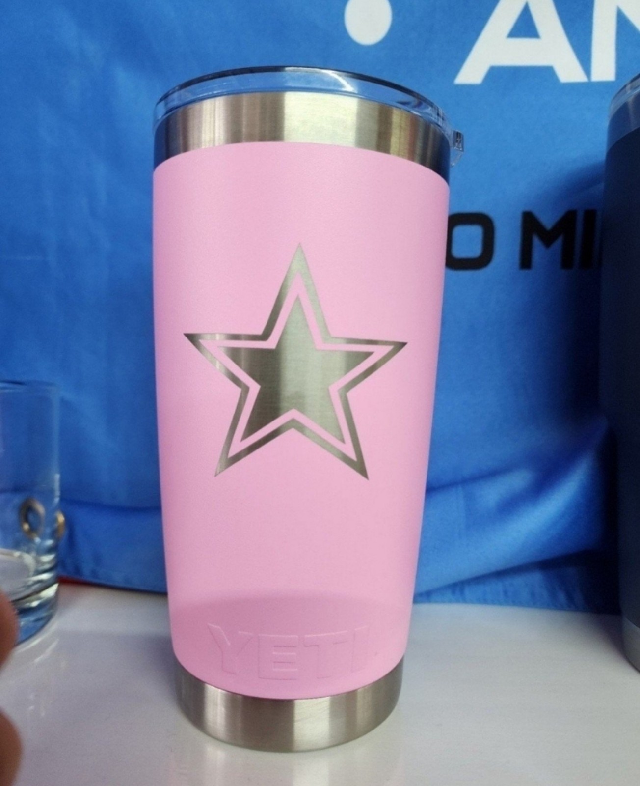 Laser engraved yeti tumbler 20oz (Dallas cowboy star)..