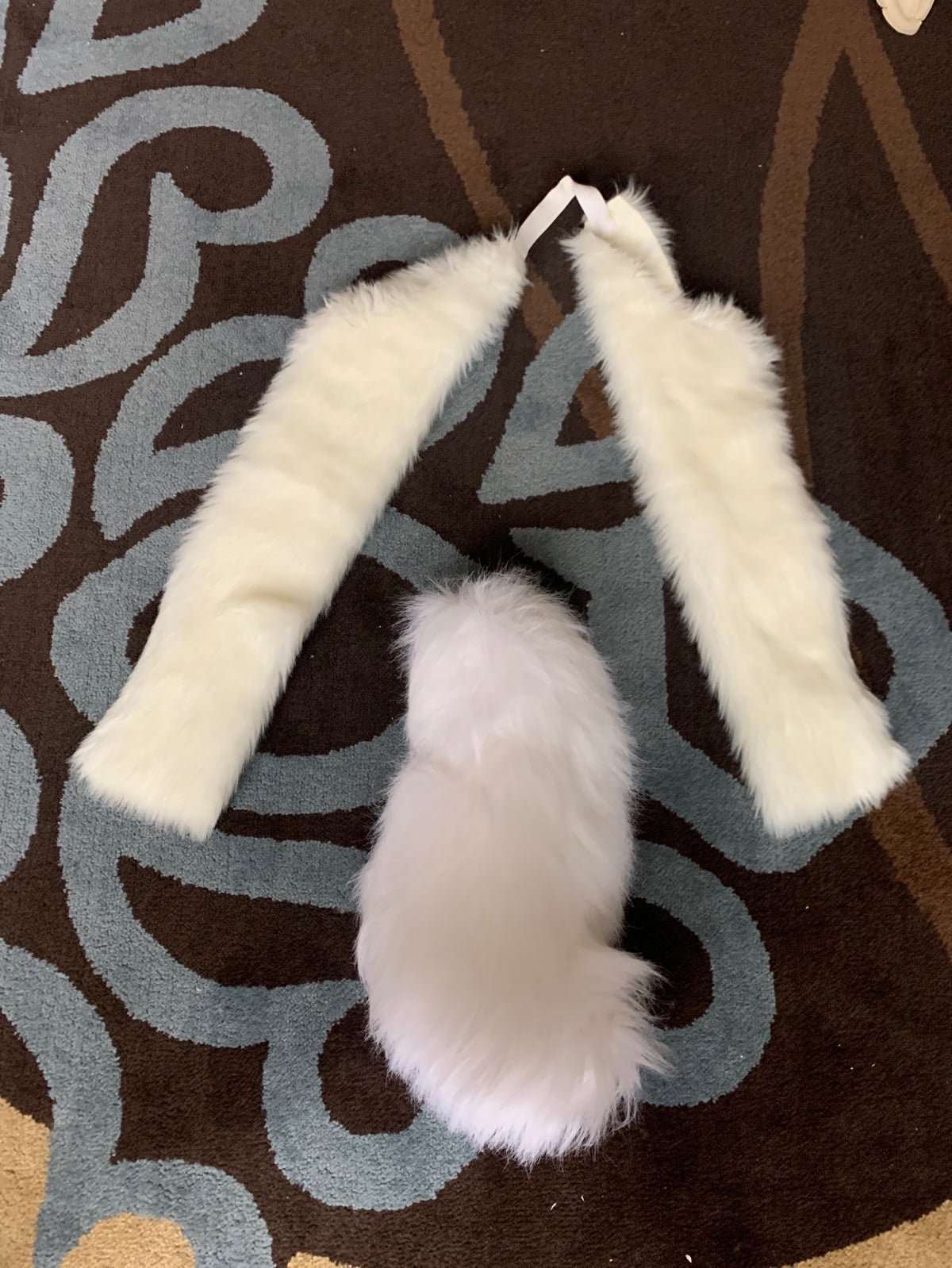 fursuit armsleeves and tail