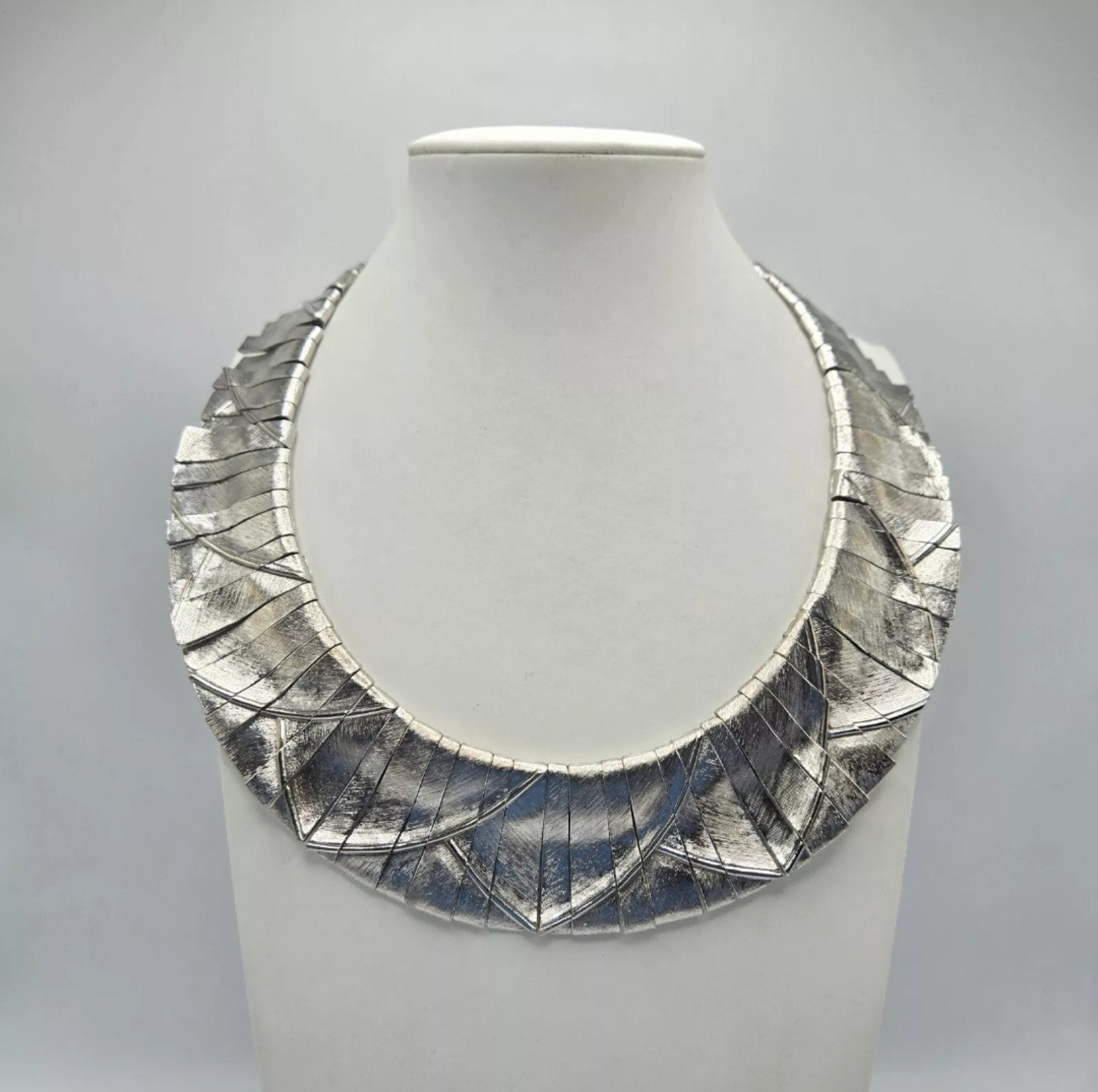 Les Bernard Choker Collar Necklace Egyptian Revival Silvertone Chunky Statement