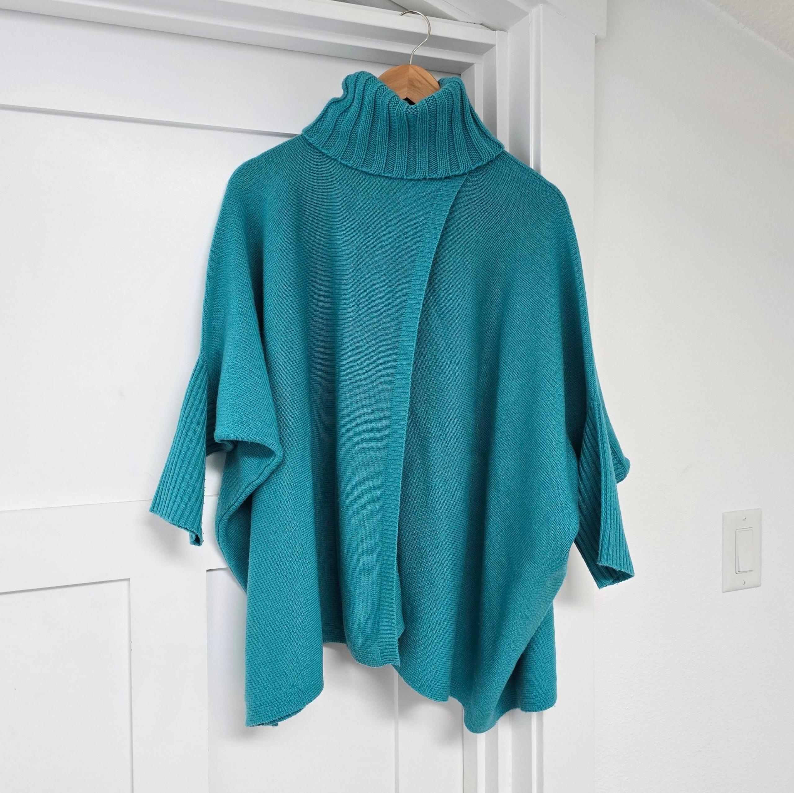 Diane Von Furstenberg Ahiga Turtleneck Poncho Wool Cadhmere Sweater in Turquouse
