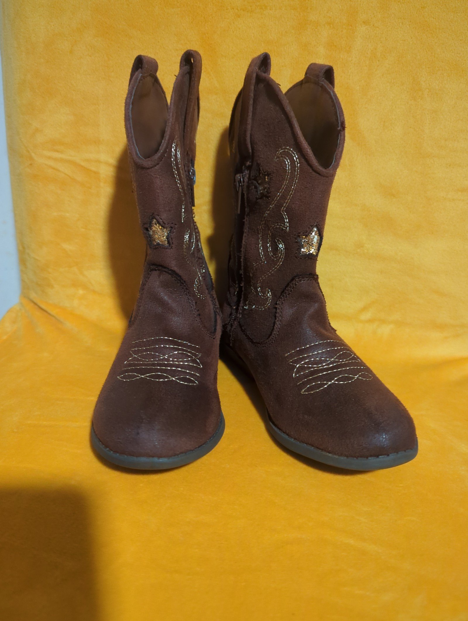 Mia cowgirl ,Boots size 10 brown