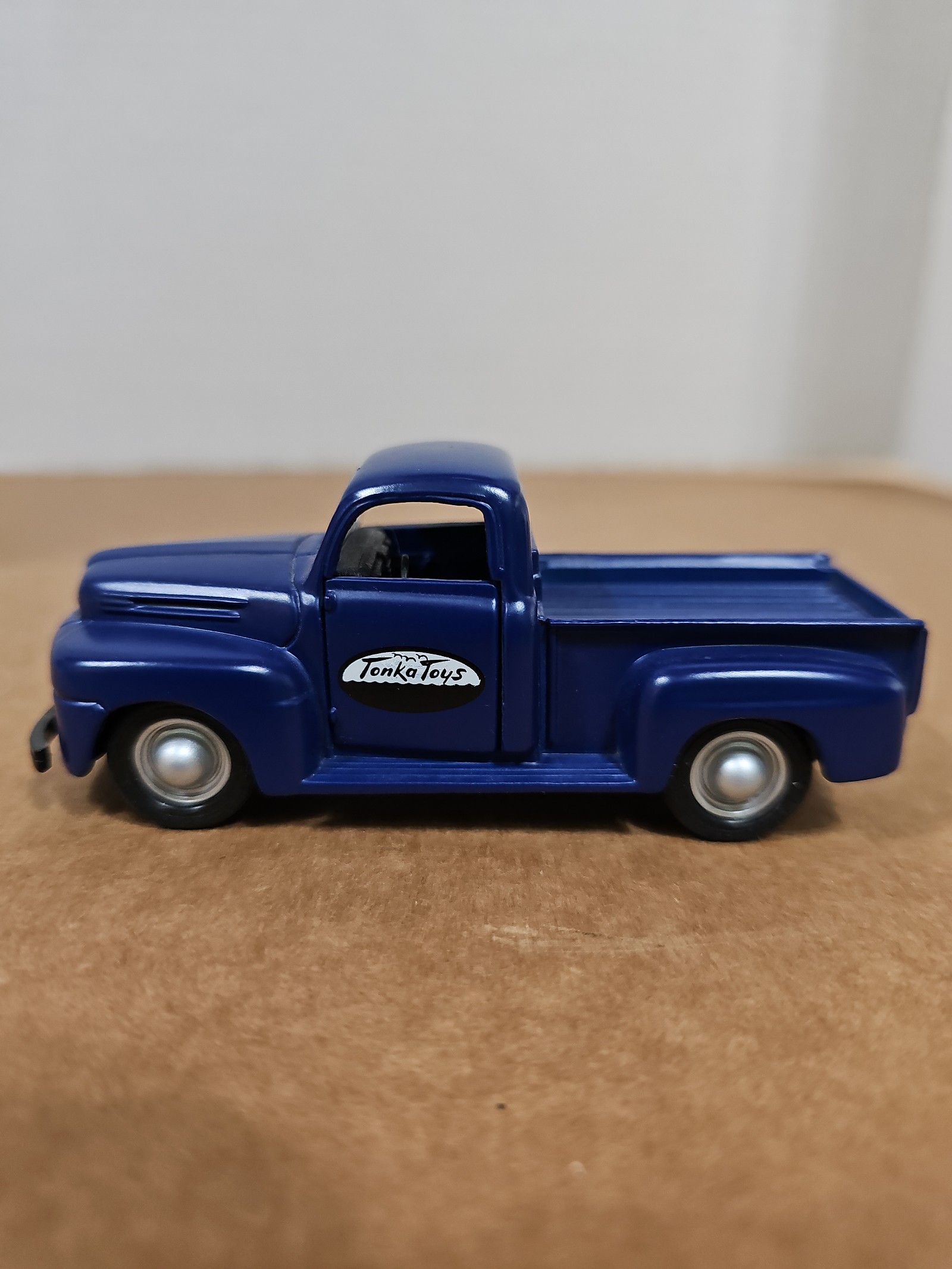 Maisto 1:48 Vintage & Antique Toy Cars | Mercari