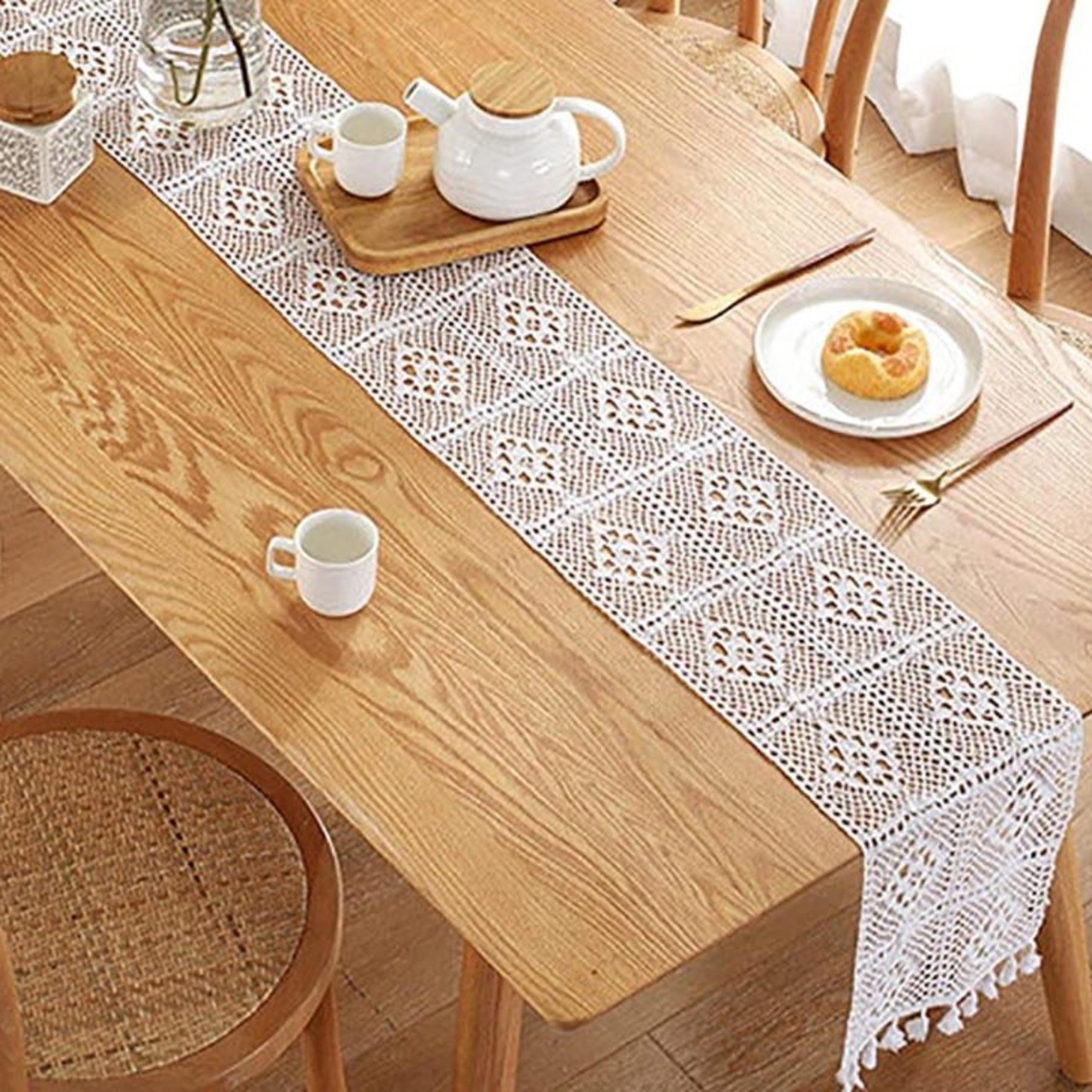 Victorian knit table cloth runner decor