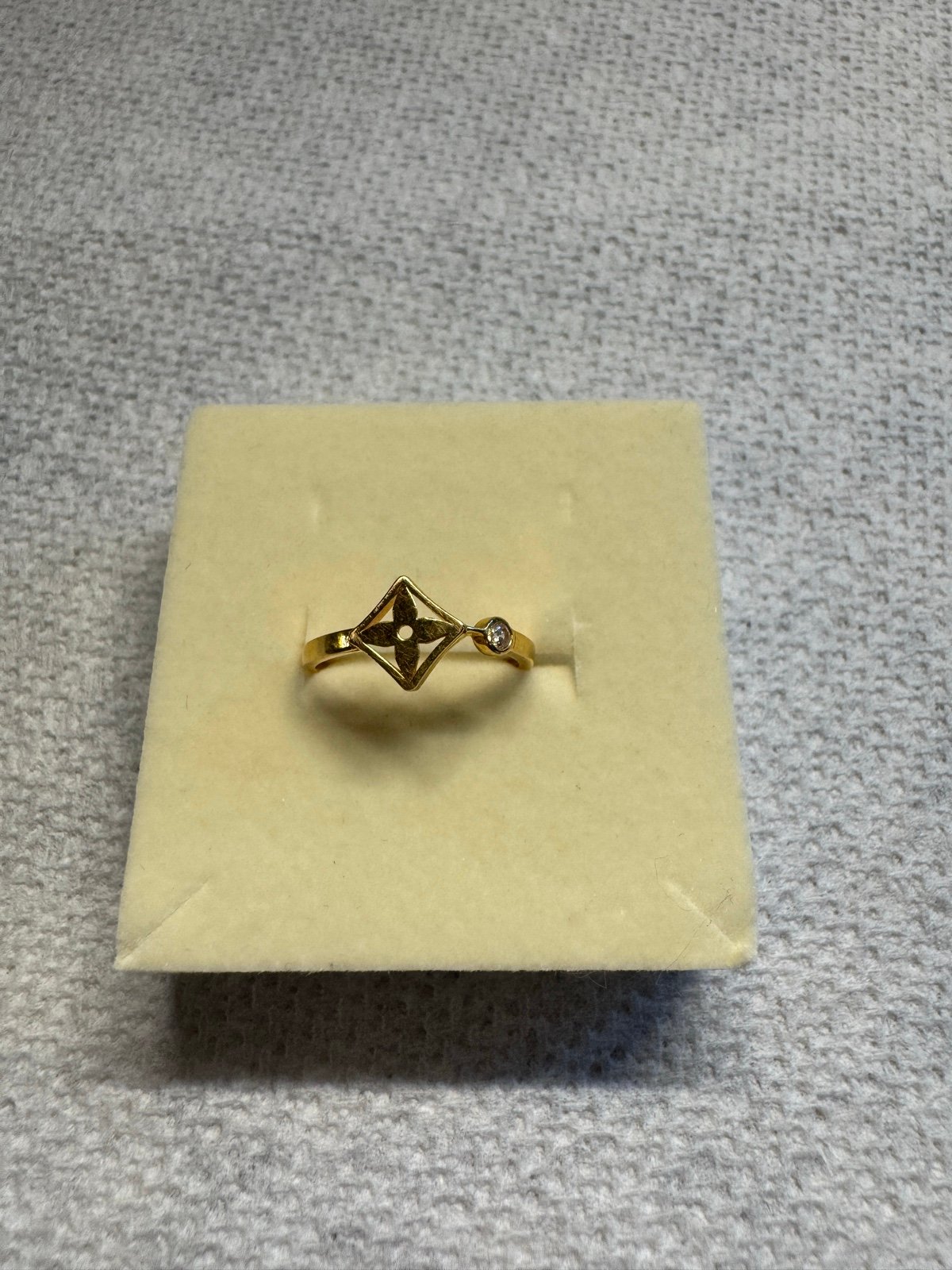 Real 18K gold ring