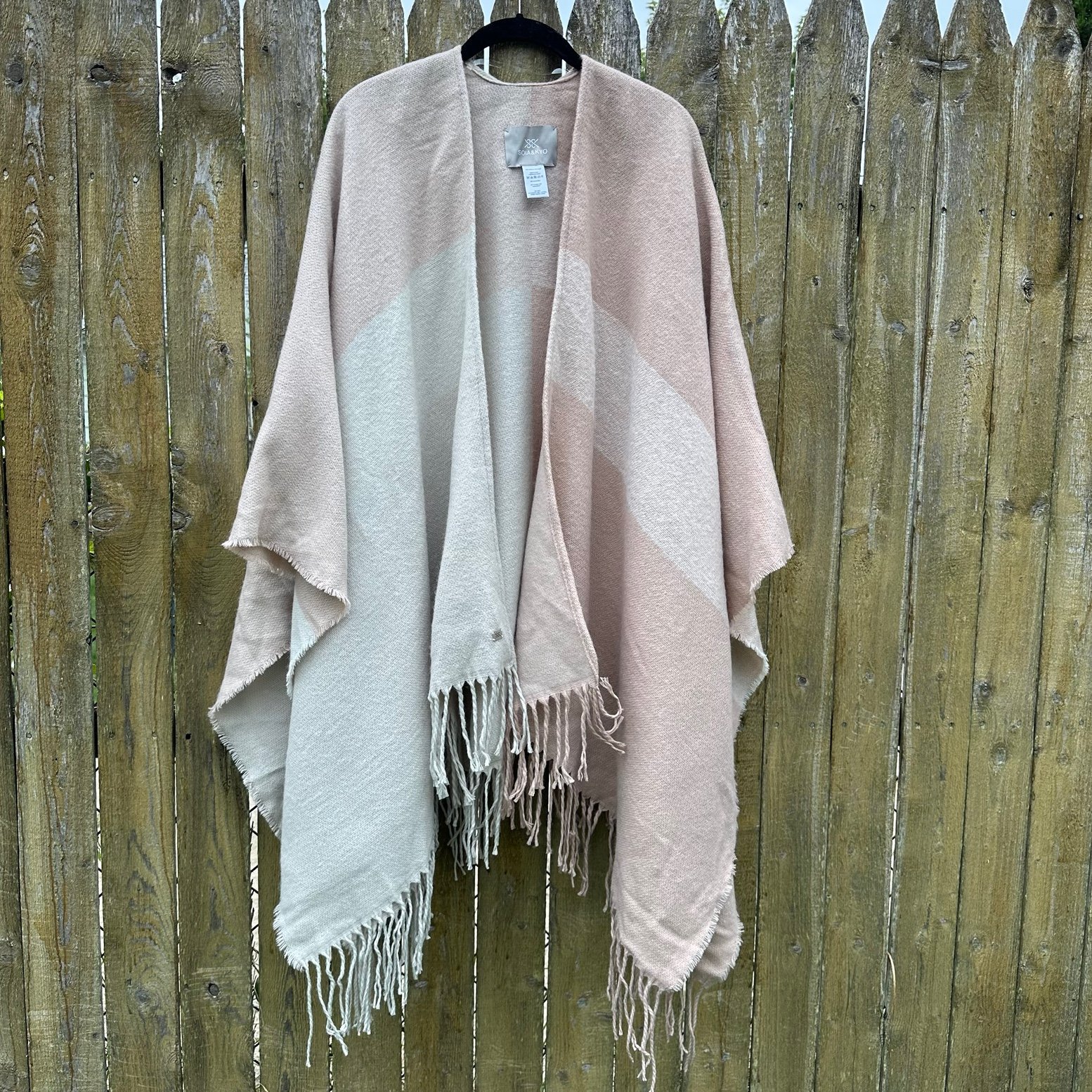 SOIA & KYO Woven Scarfigan with Fringe OS