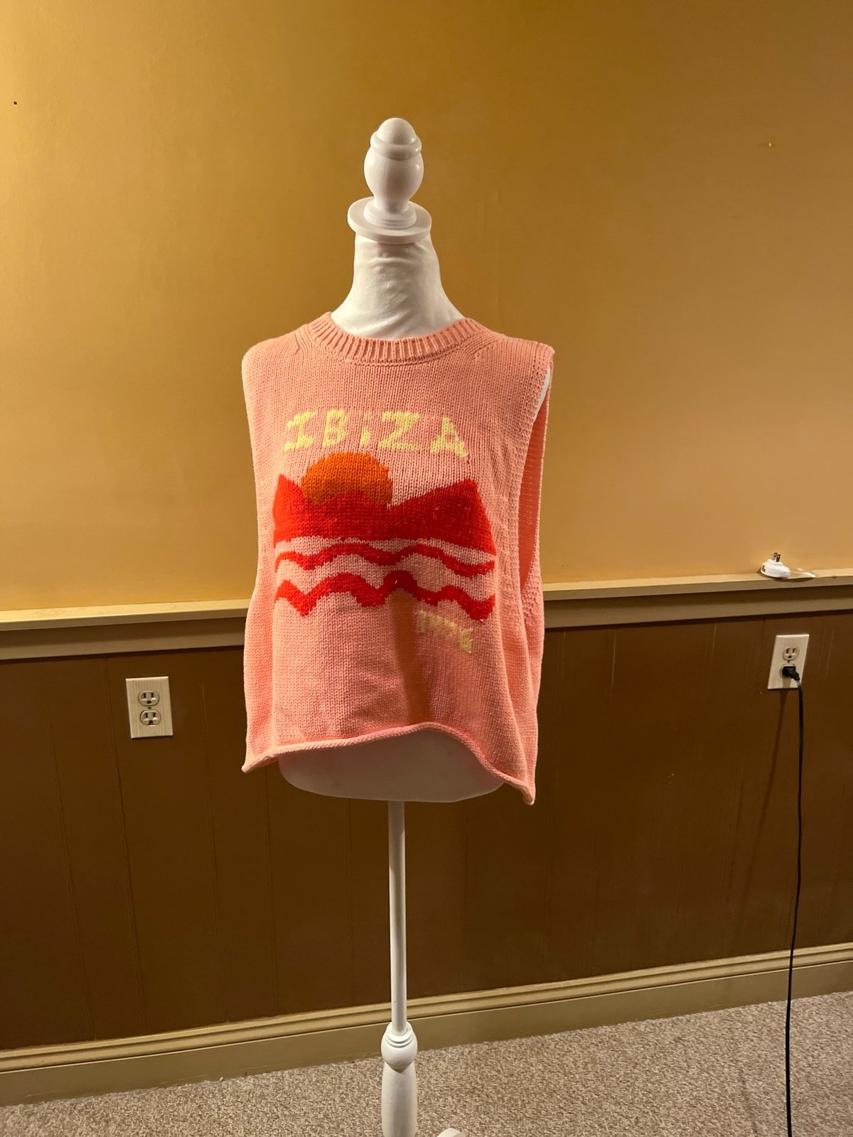 Bundle of women’s urban outfitters clothing set of 5