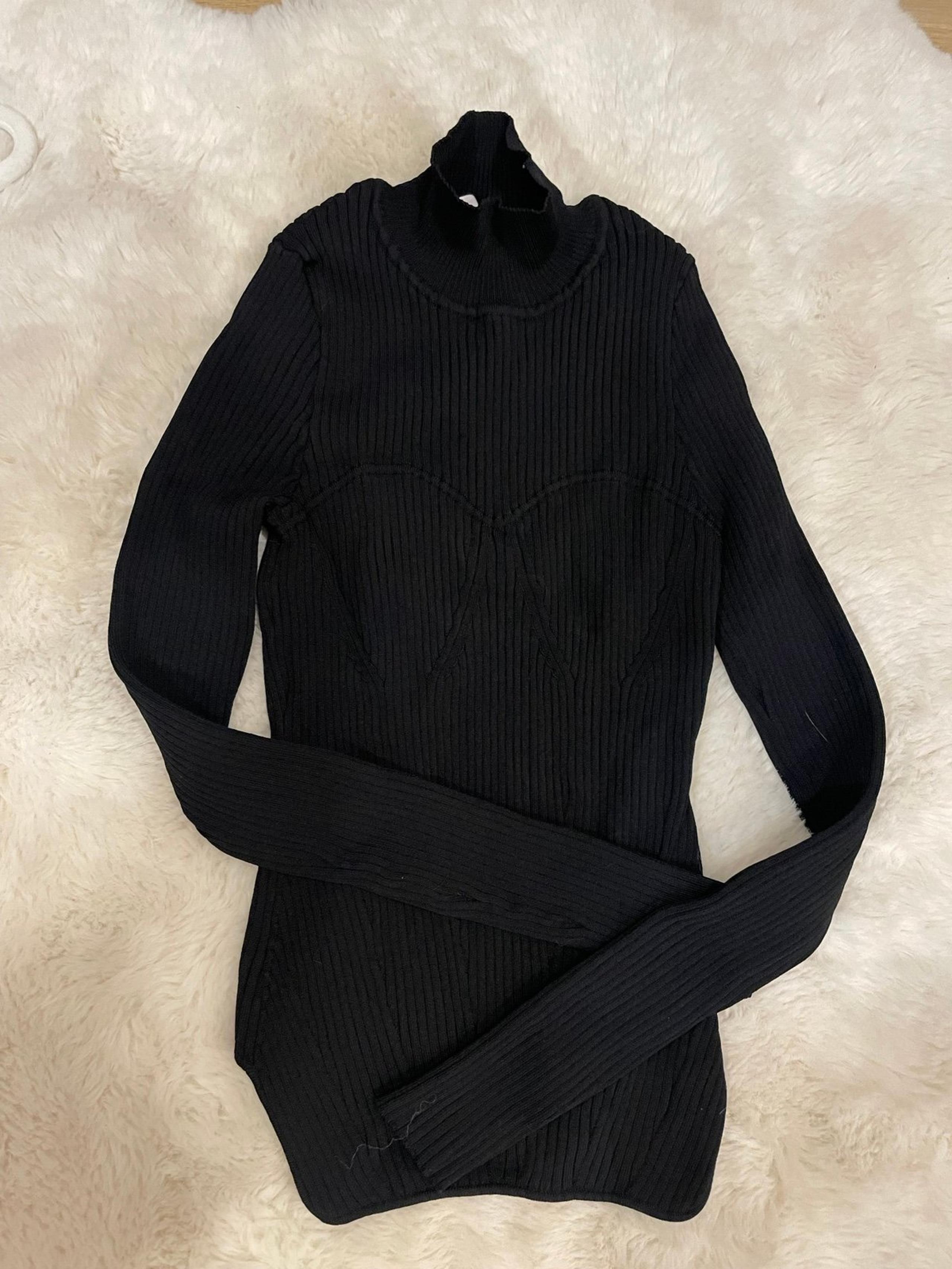 Zara Black Ribbed Long-Sleeve Mock-Neck Turtle-Neck Contour Sweater Top Size M