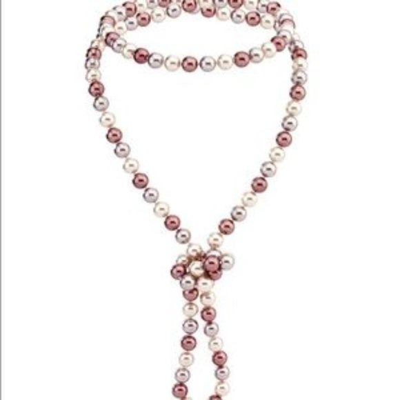 Misaki Babydoll Peal Necklace & Earring Set NEW