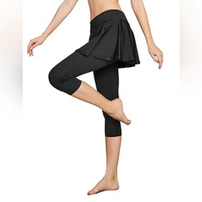 SPANX Women's size Medium Booty Boost Black Skirt Over Leggings Modest Workout